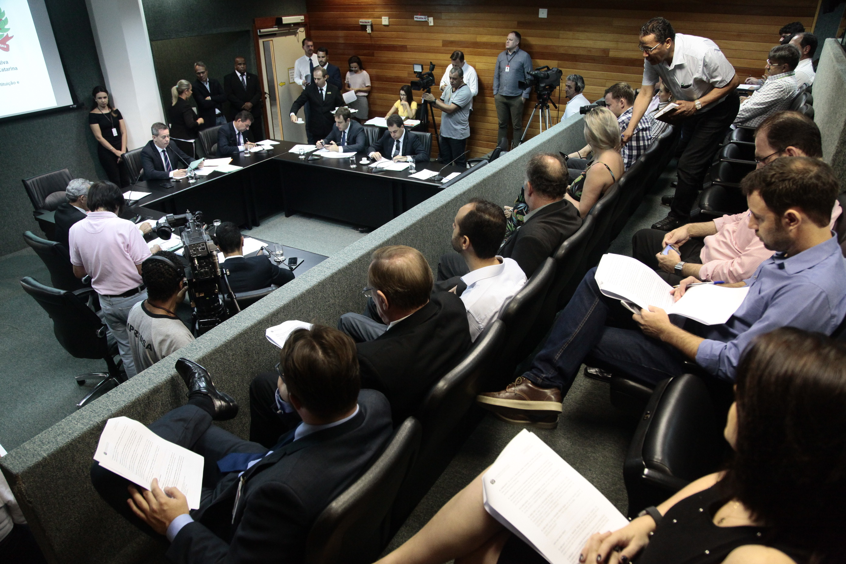 Comissão de Constituição e Justiça
