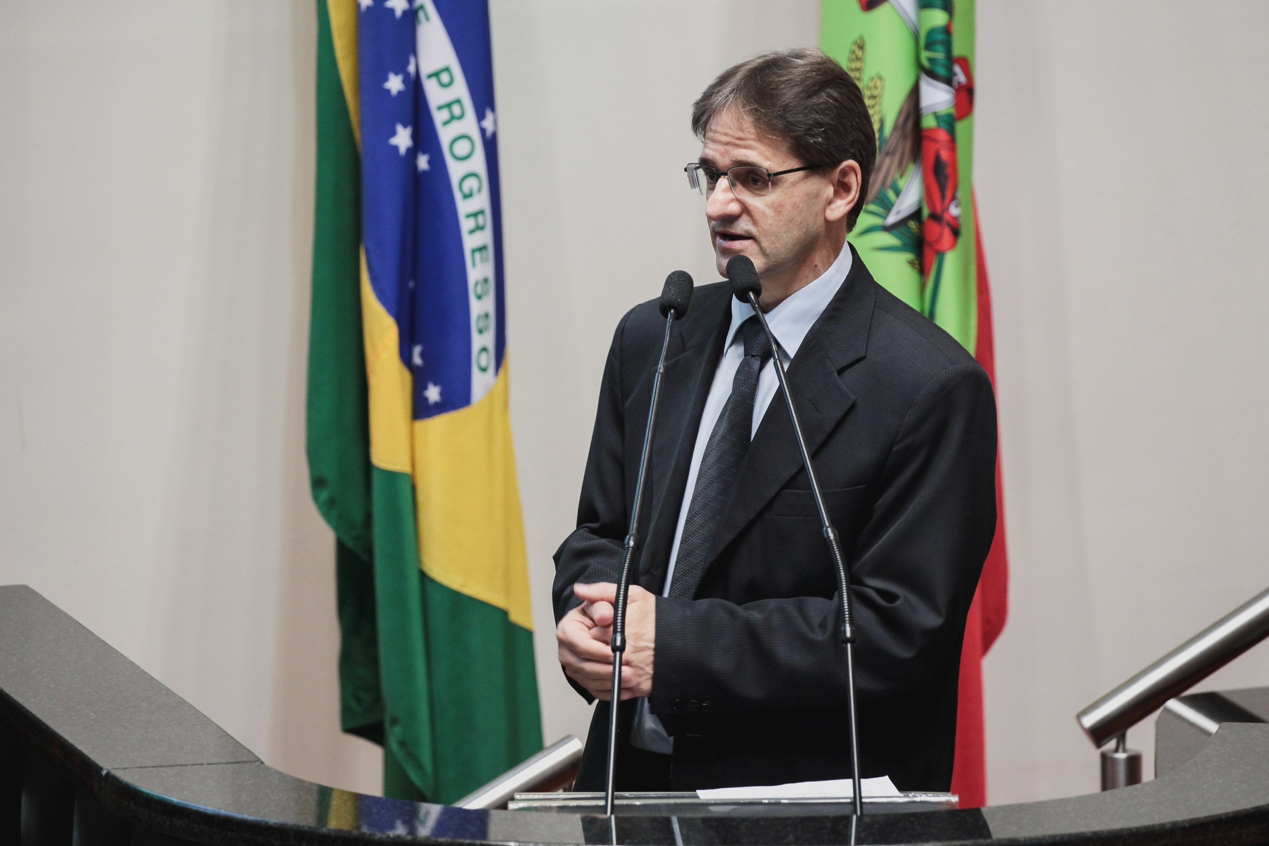 Deputado Neodi Saretta (PT). Sessão Ordinária.