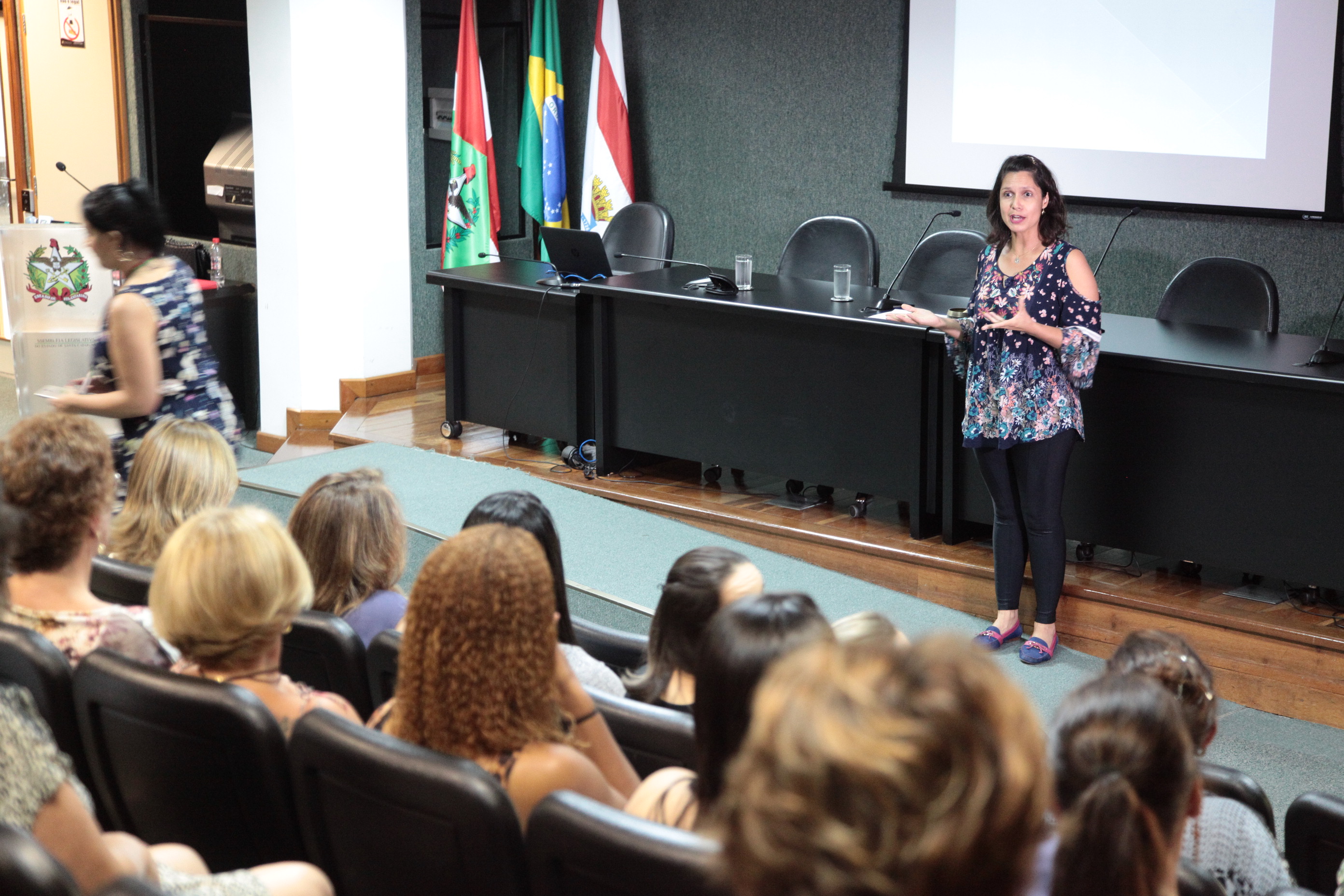 Palestra em Comemoração ao Dia da Mulher
