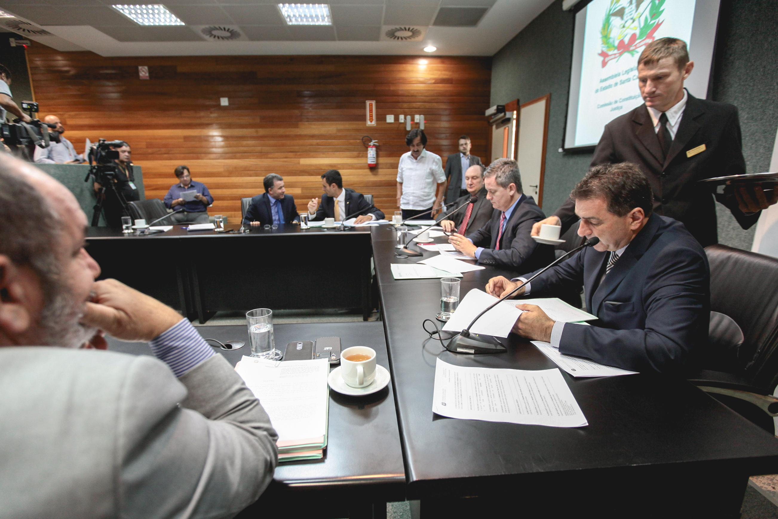 Comissão de Constituição e Justiça.