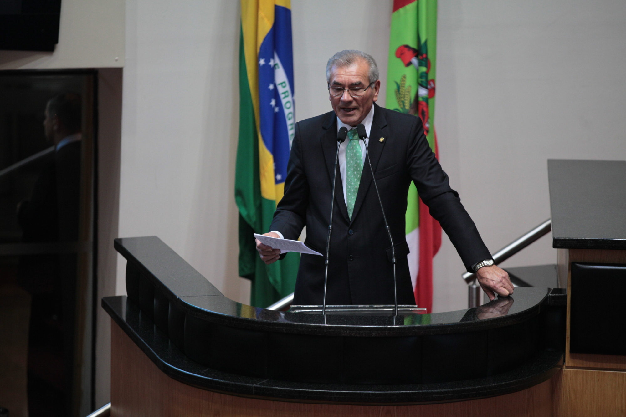 Moção pede celeridade no julgamento do STF sobre royalties do petróleo para SC