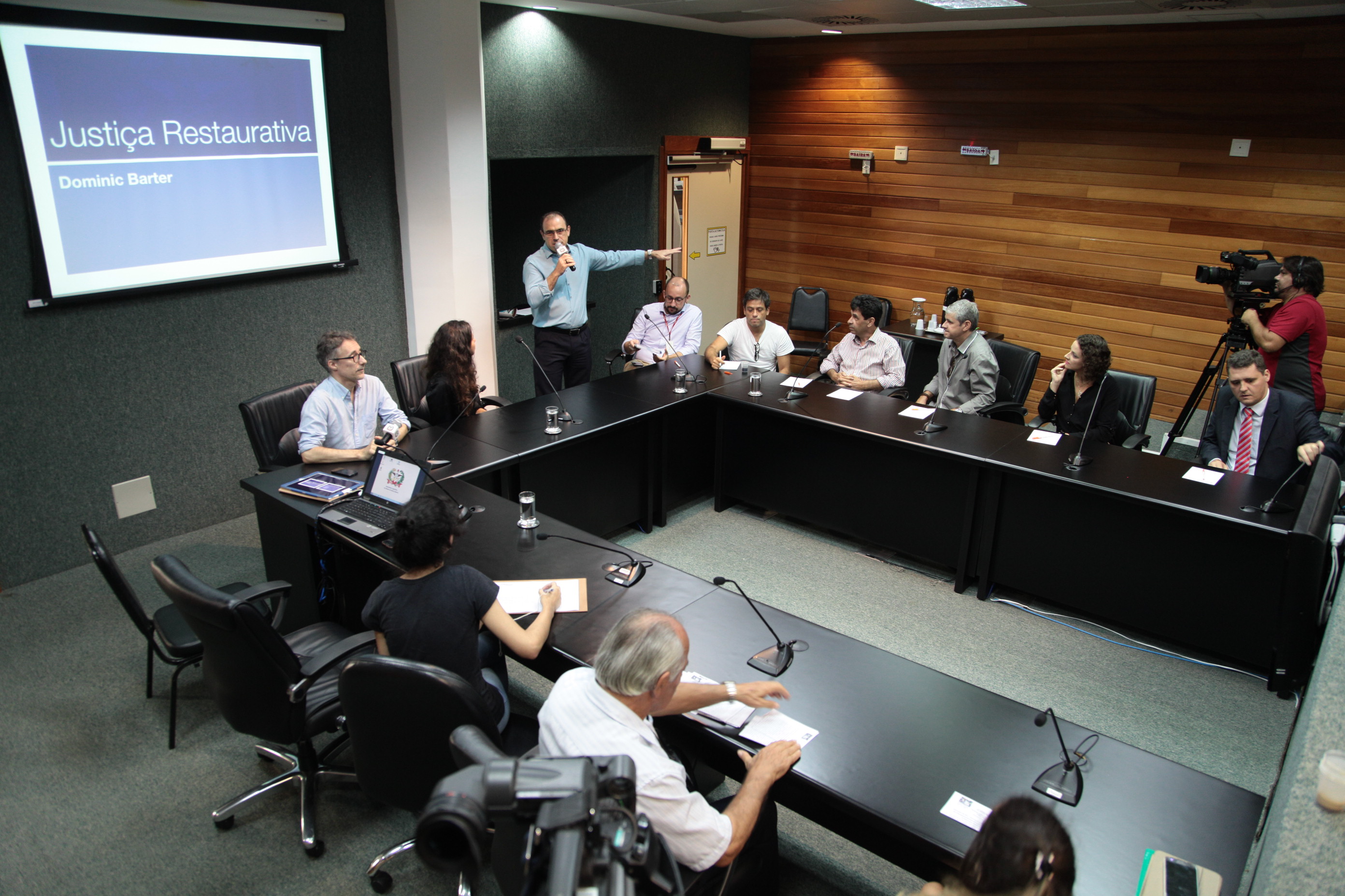 Palestra sobre a Justiça Restaurativa e a rede de Direitos humanos de Santa Catarina