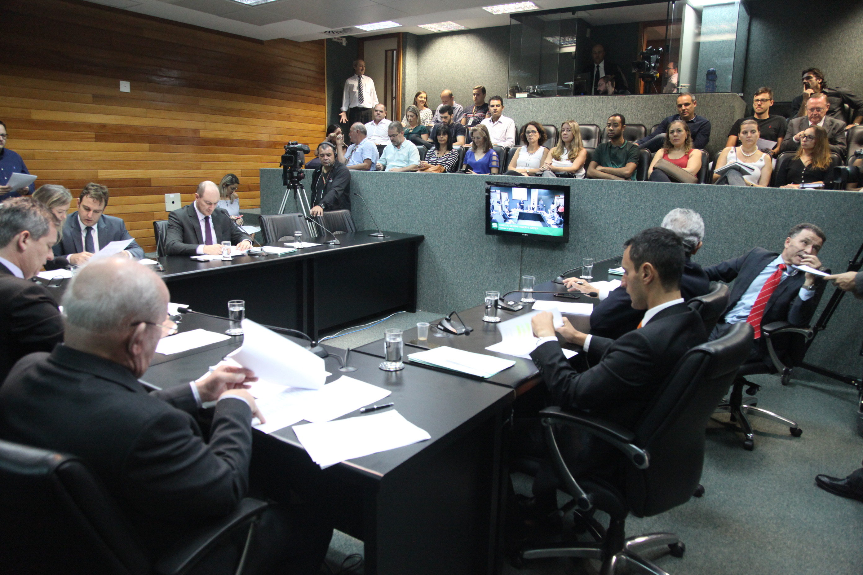 Comissão de Constituição e Justiça