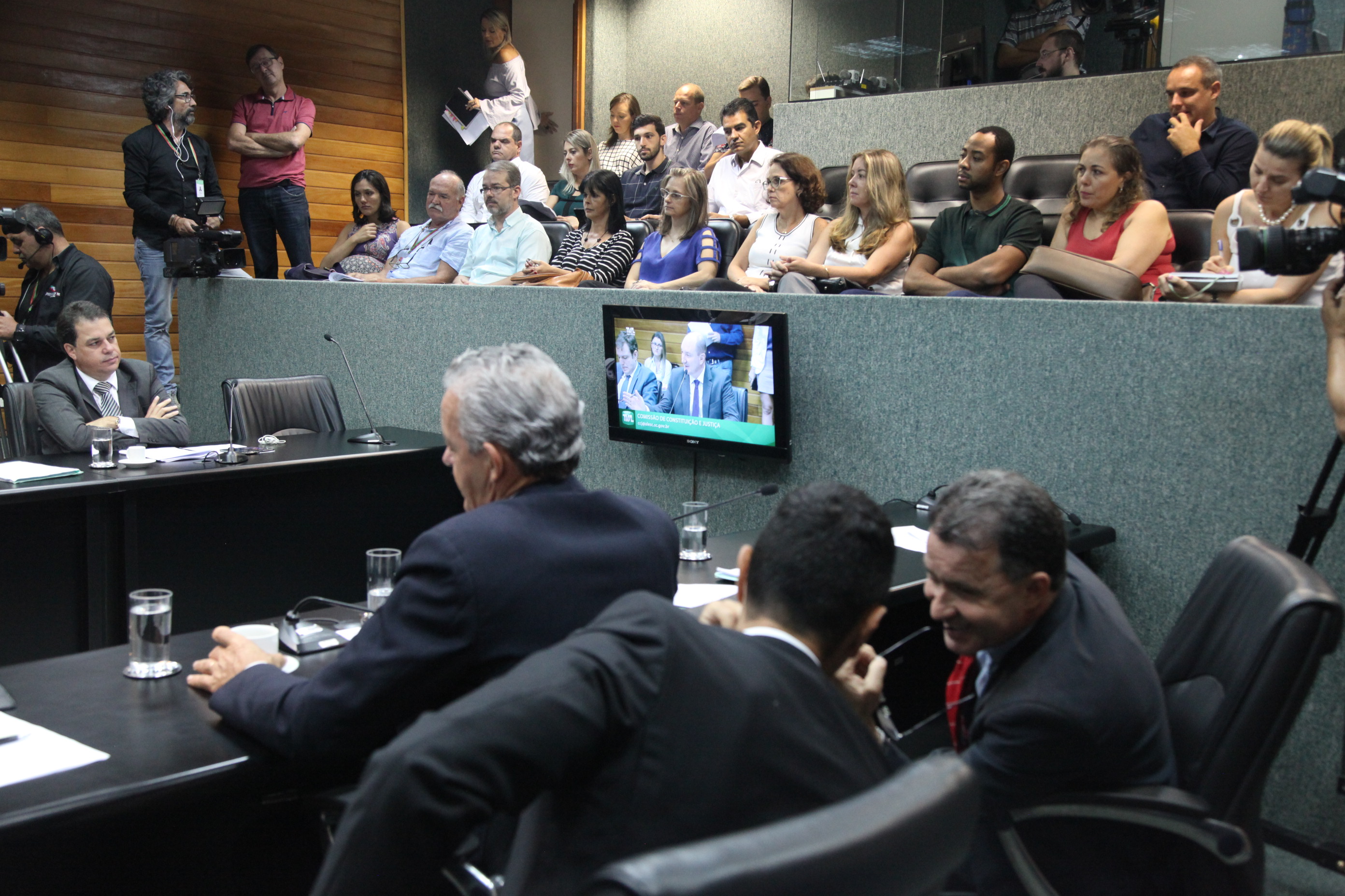 Comissão de Constituição e Justiça