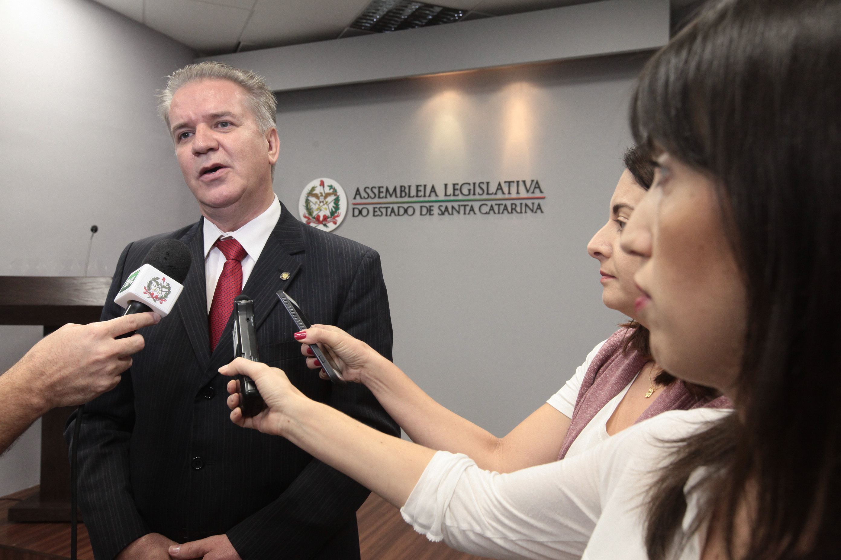 Deputado César Valduga (PCdoB). Sessão Ordinária.
