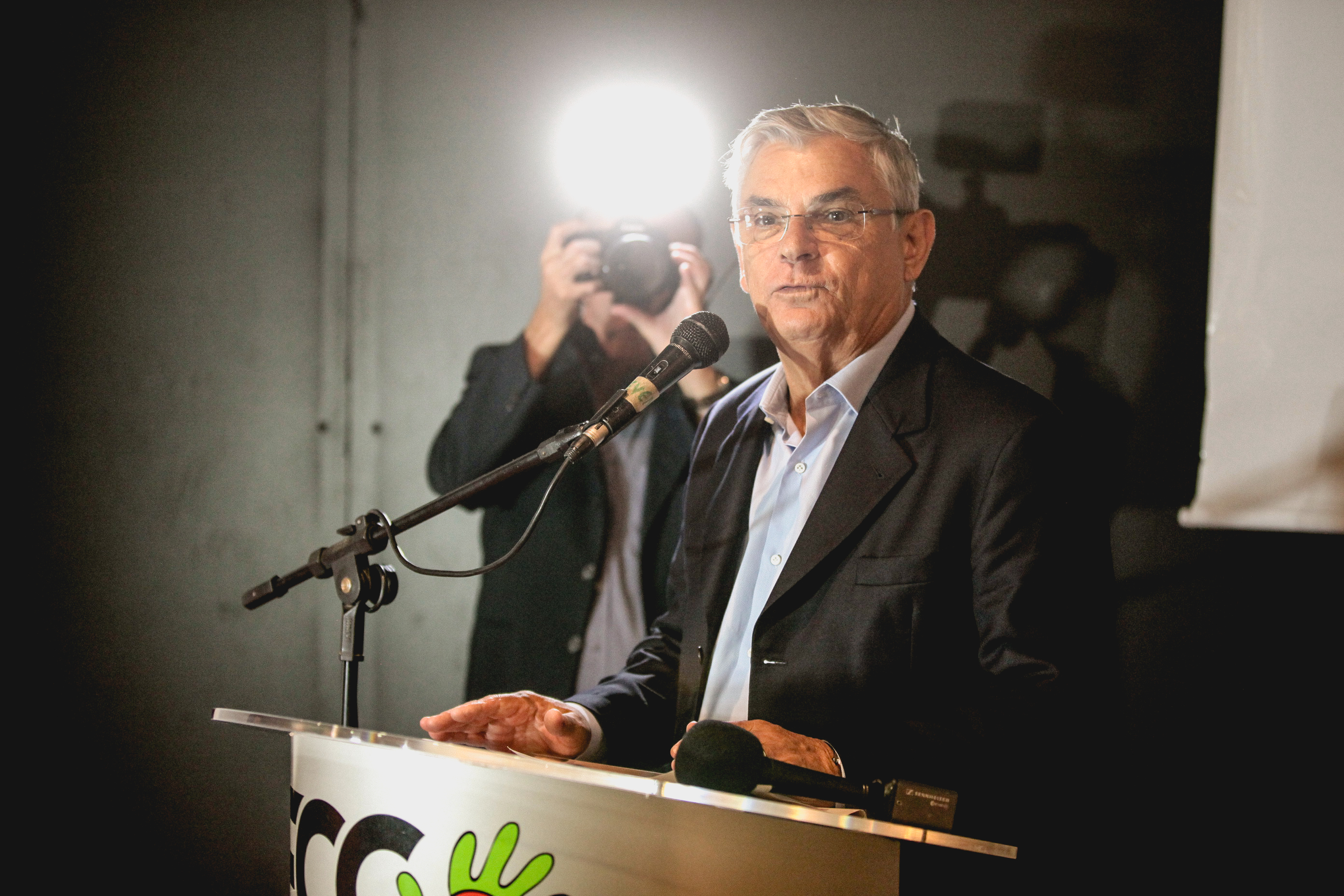 Governador Eduardo Pinho Moreira. Plano de Desenvolvimento Santa Catarina 2030.