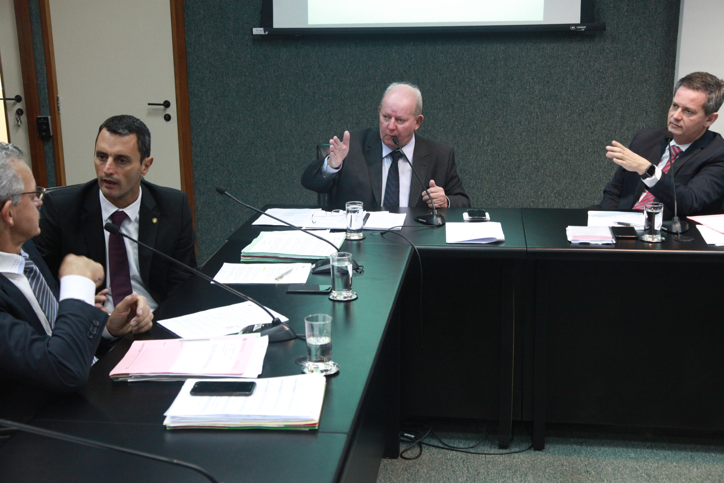 Comissão de Constituição e Justiça