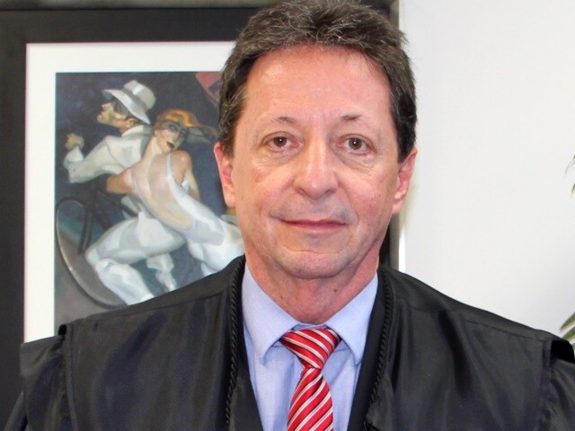 Notícias falsas e contas de campanha preocupam novo presidente do TRE-SC