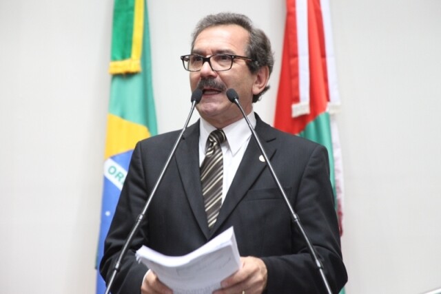 Em reunião na Saúde, Venzon pede agilidade nas cirurgias eletivas