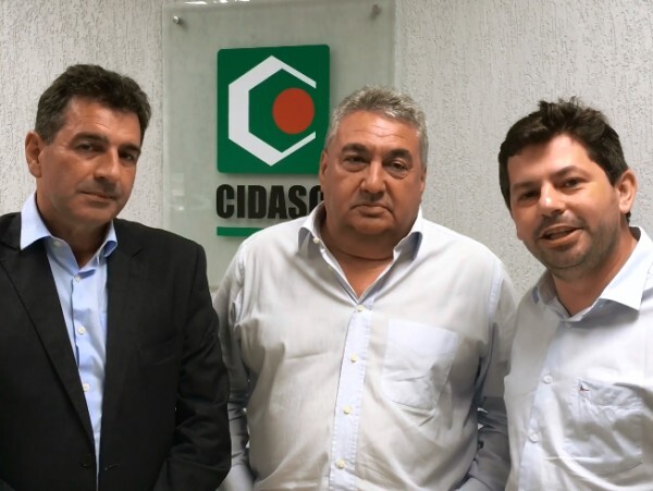 Cobalchini, Enori Barbieri e Rafael Caleffi em recente reunião em Florianópolis