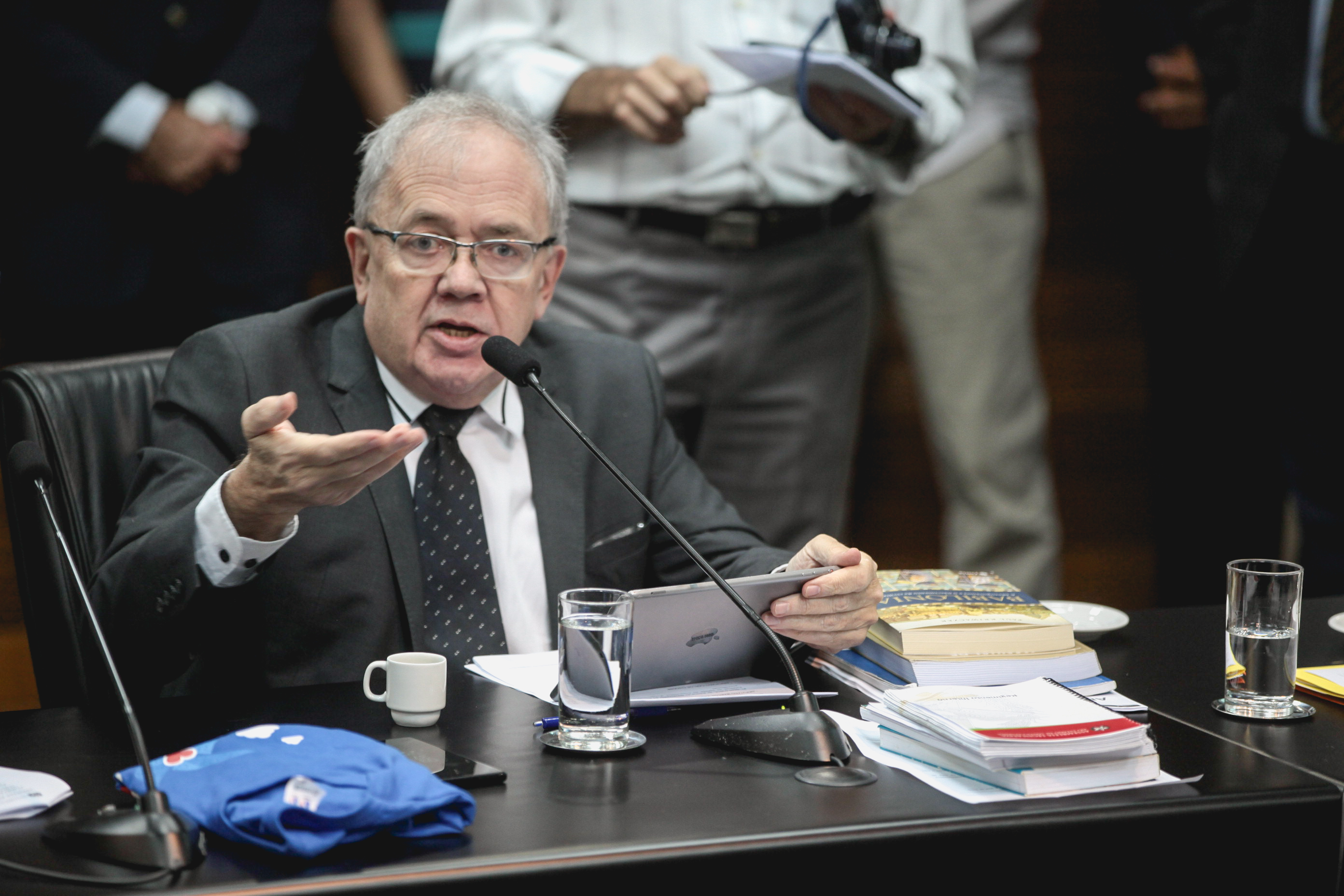 Deputado Fernando Coruja (PMDB). Comissão de Finanças e Tributação.
