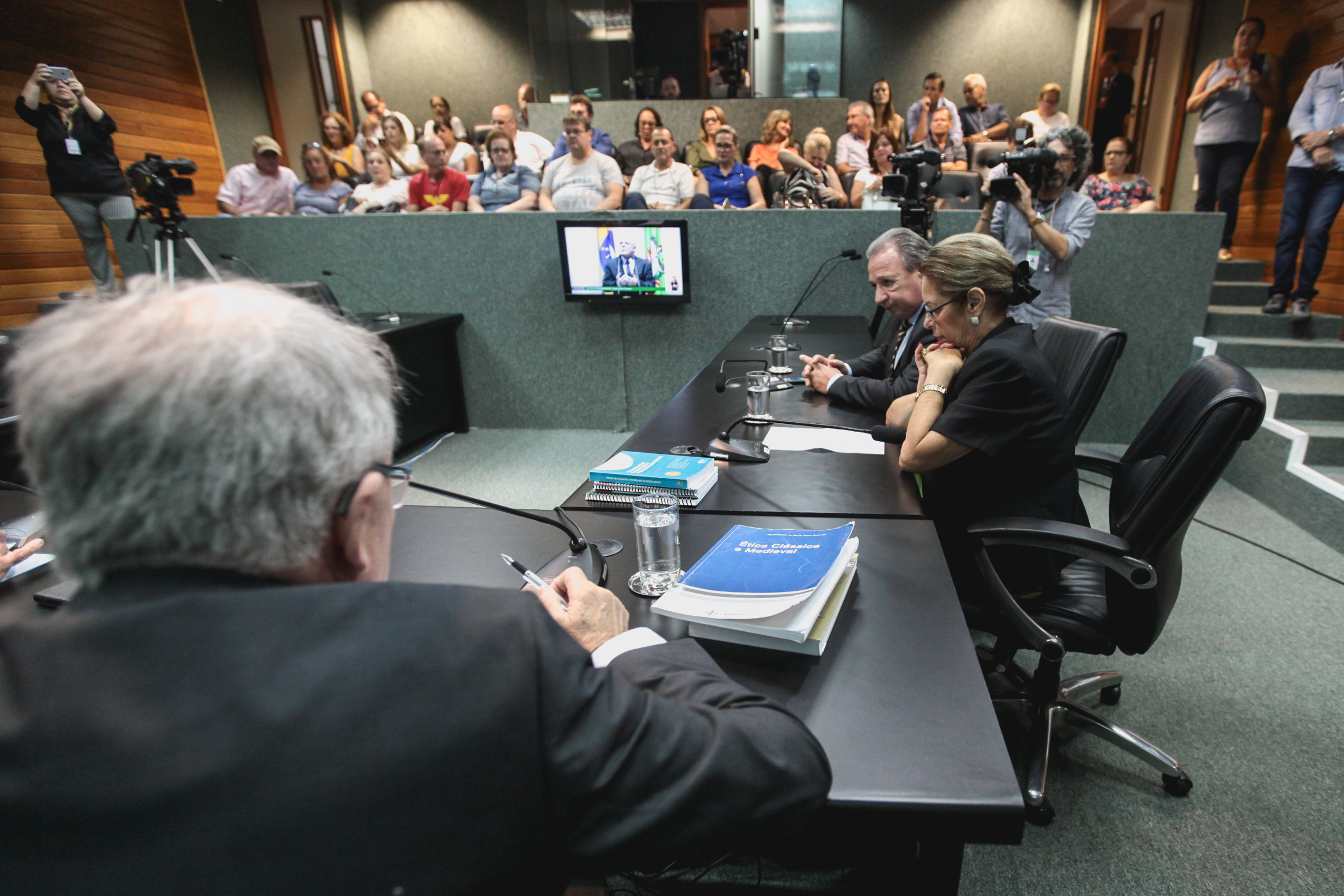 Comissão de Trabalho, Administração e Serviço Público.