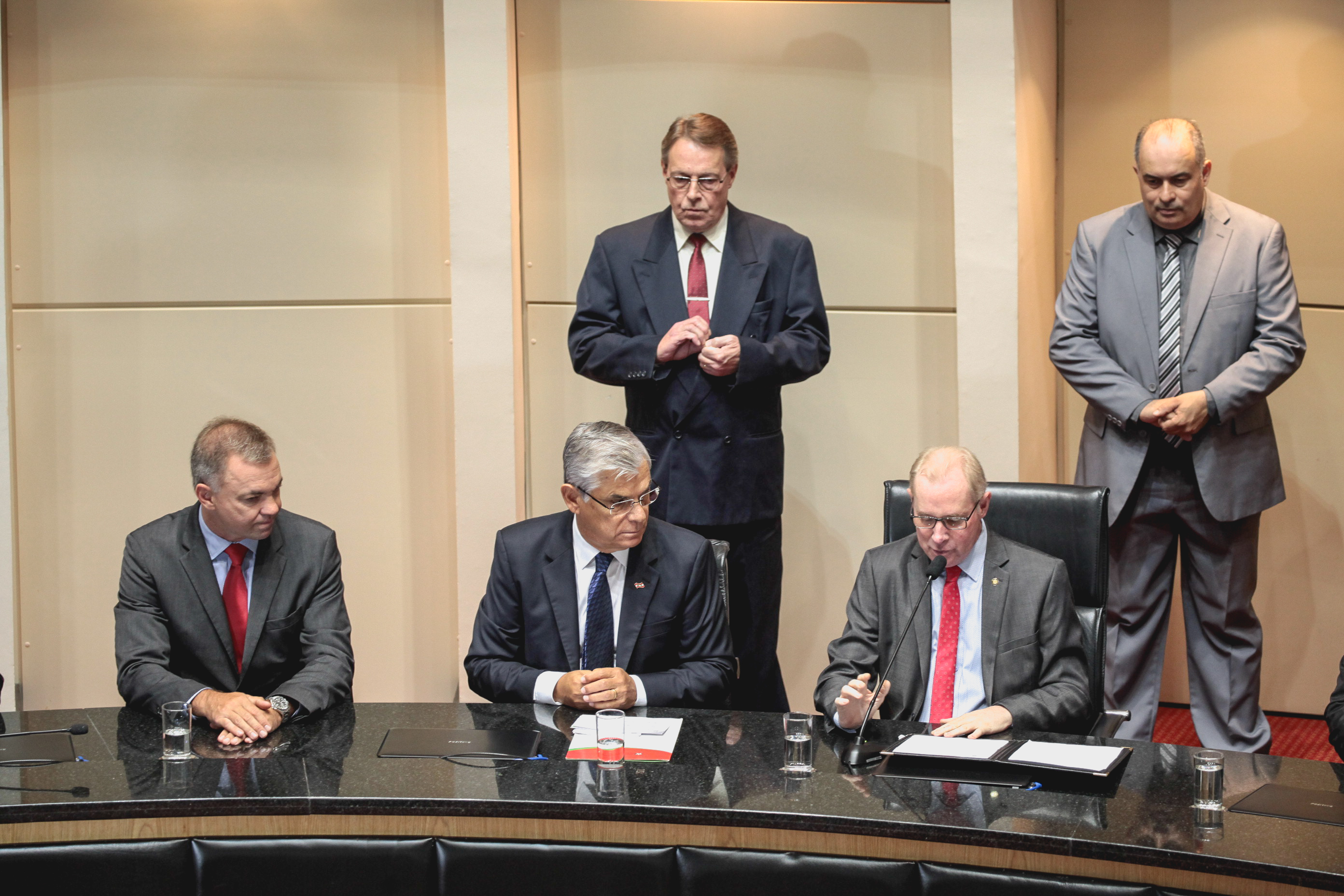 Posse do Governador do Estado Eduardo Pinho Moreira.