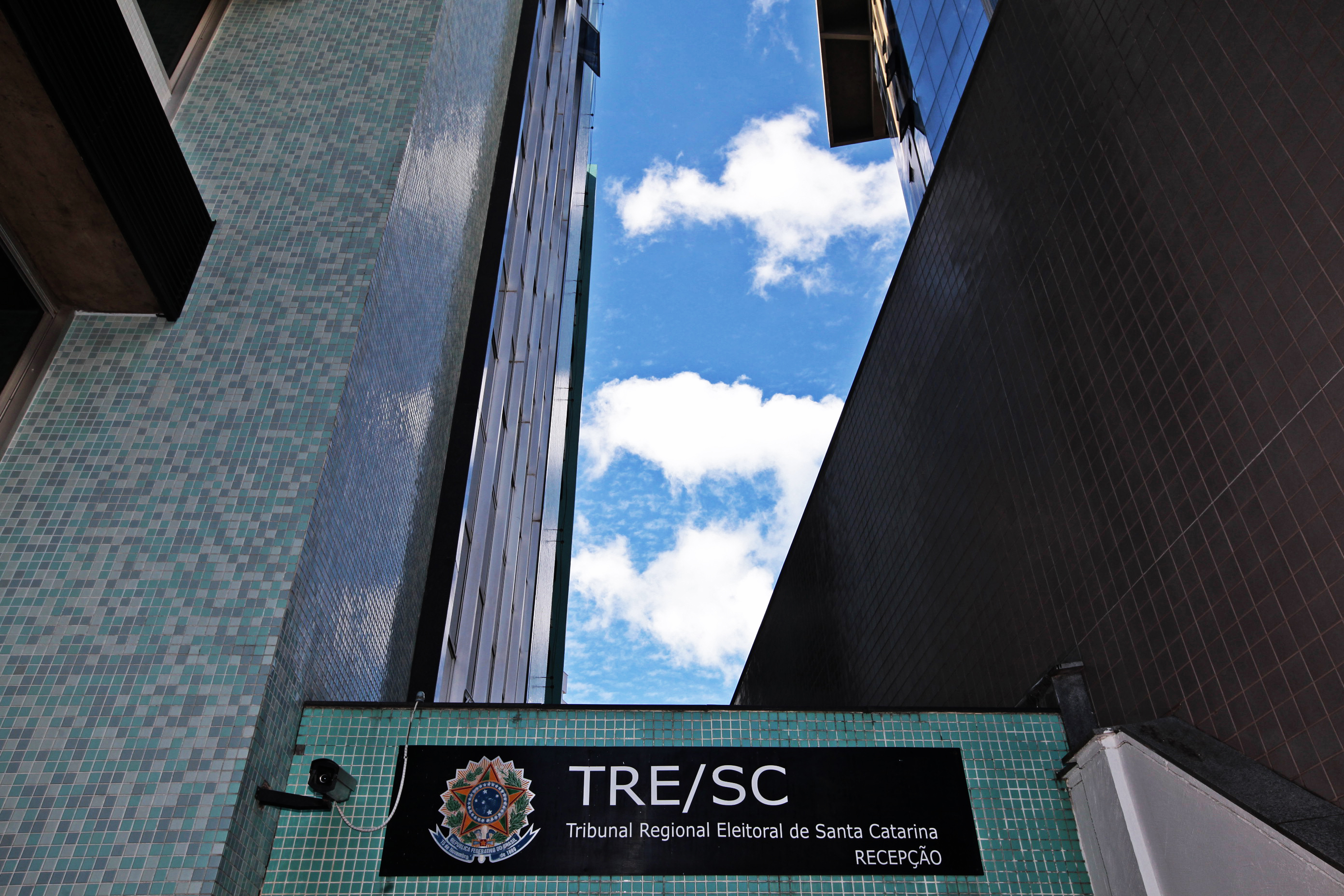 Tribunal Regional Eleitoral.