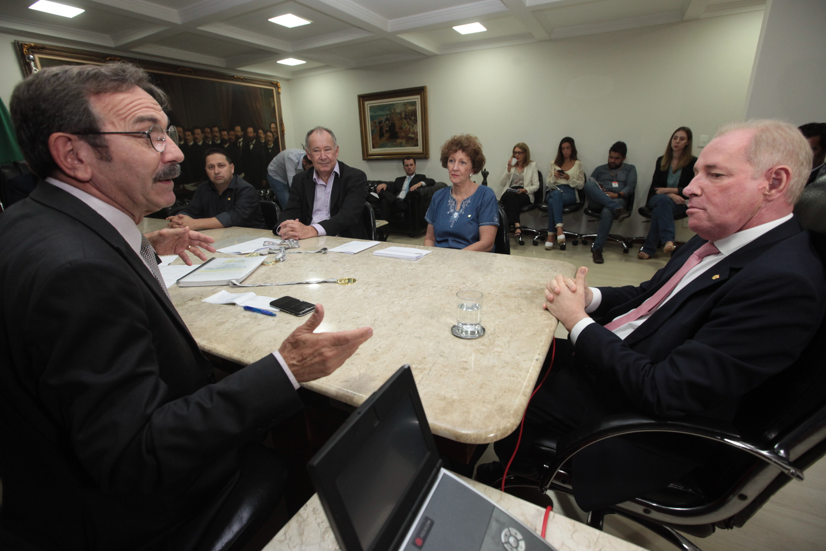 Presidente da Alesc Recebe Nova Diretoria da Federação das Apaes