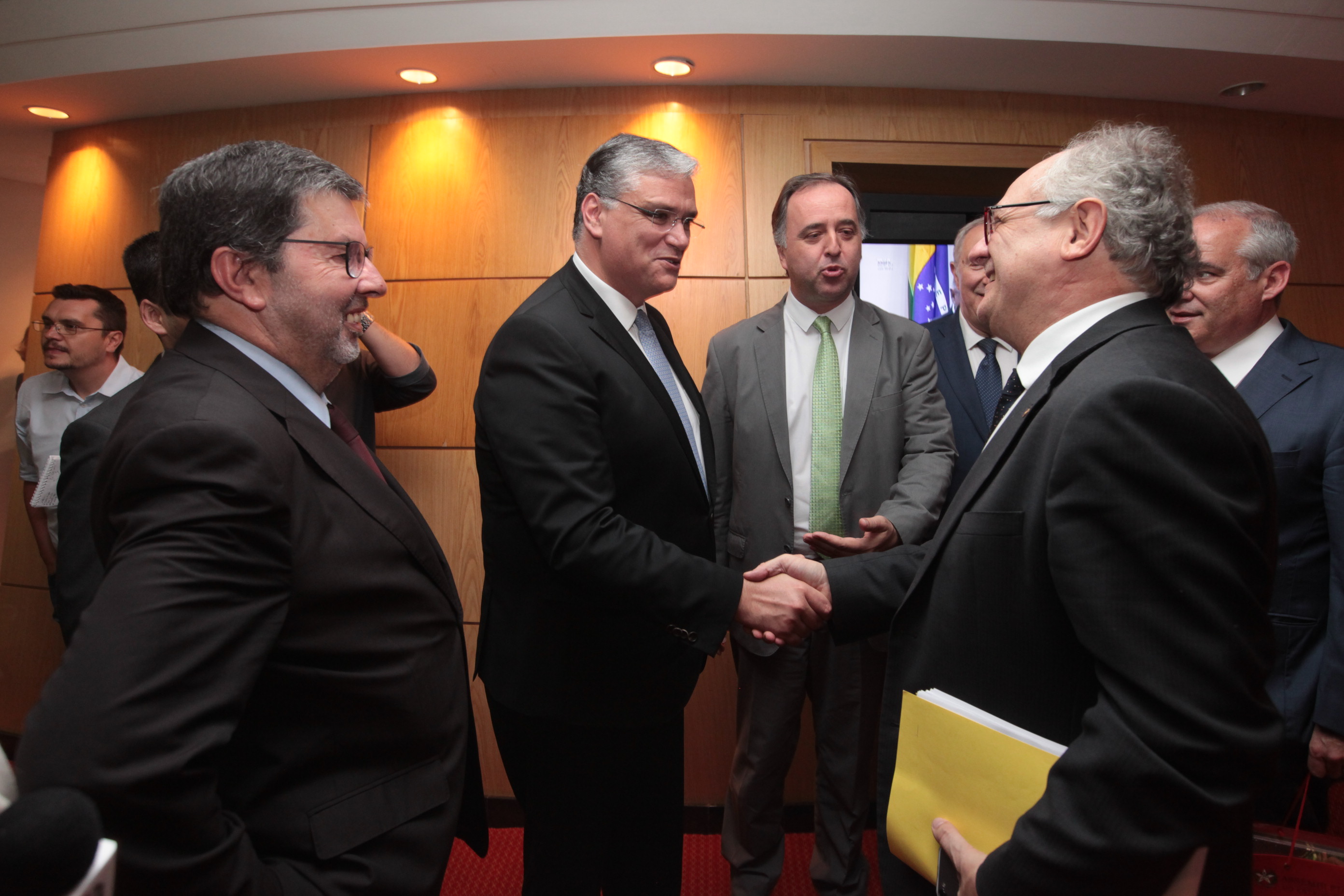 Presidente da Alesc, Deputado Aldo Schneider (MDB), Recebe Alto Escalão do Governo dos Açores. Foto: Fábio Queiroz / Agência AL