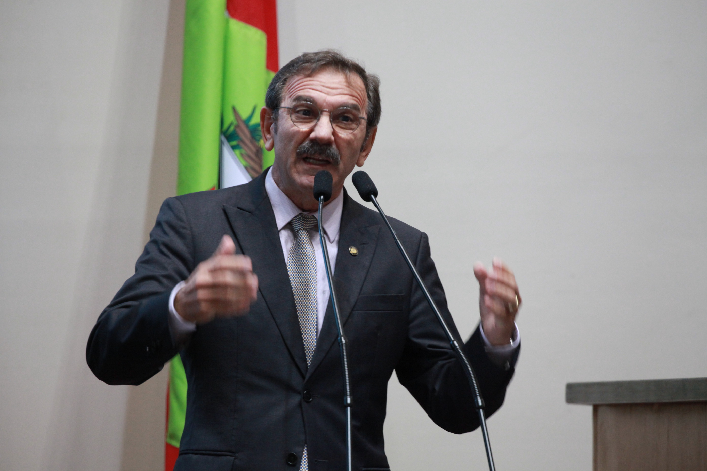 Deputado Serafim Venzon (PSDB)