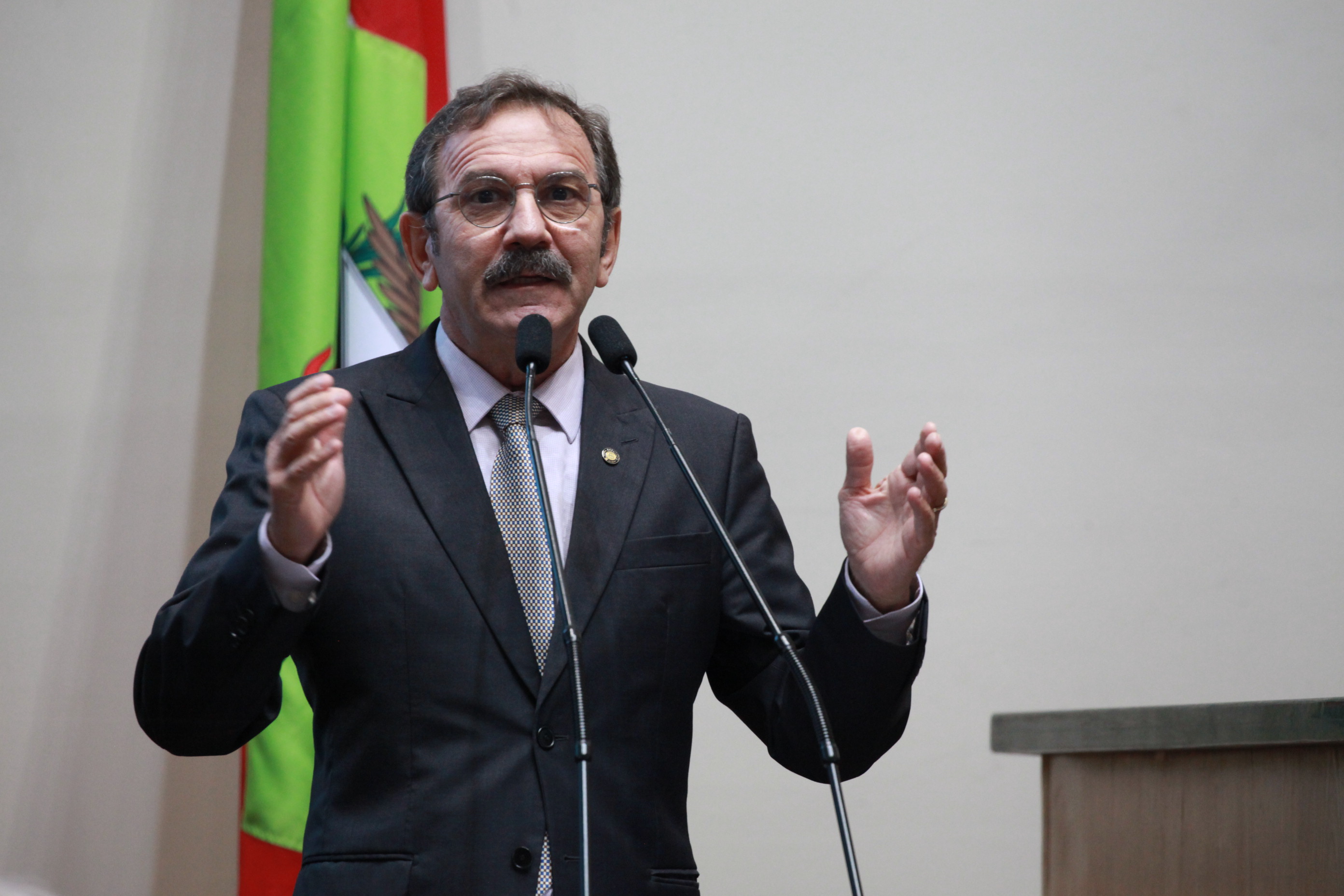 Deputado Serafim Venzon (PSDB)