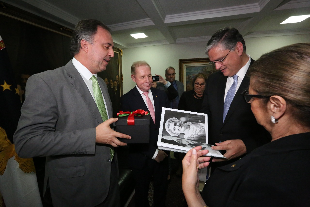 Presidente da Alesc, Deputado Aldo Schneider (MDB), Recebe Alto Escalão do Governo dos Açores. Foto: Guto Kuerten / Agência AL