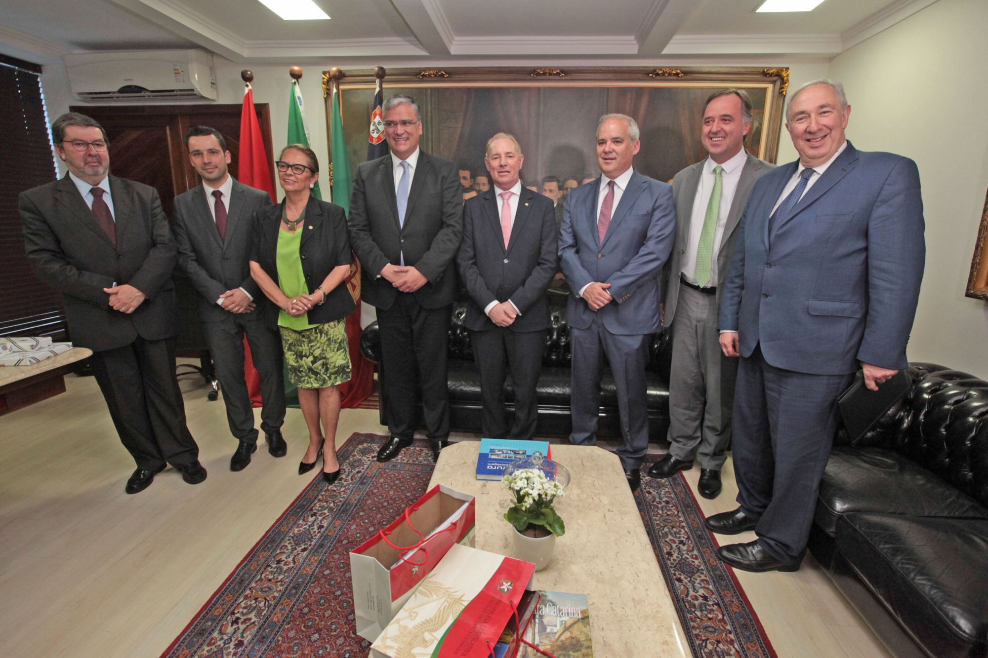 Alesc recebe visita do presidente do governo da região autônoma dos Açores