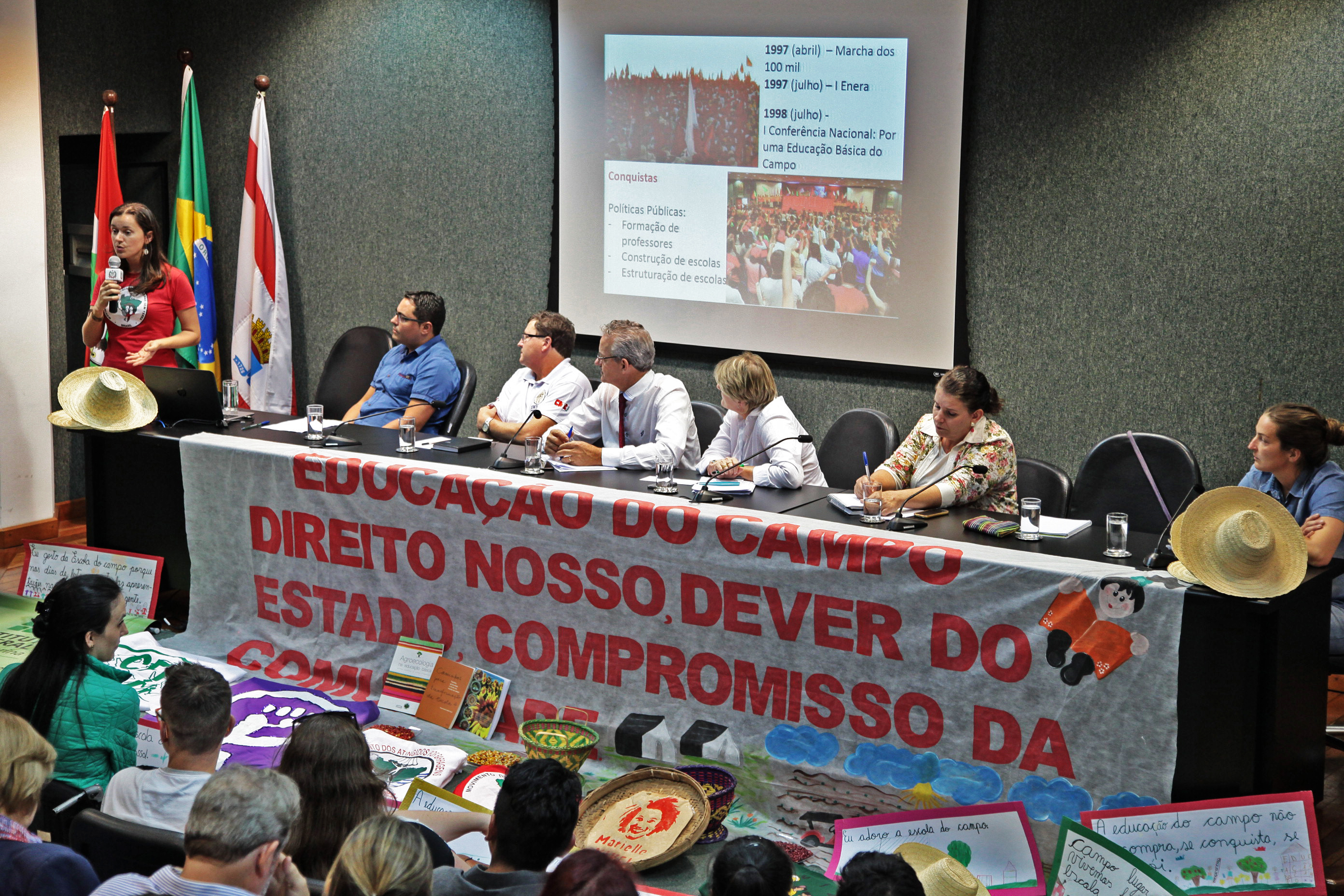 Comissão de Educação Promove Audiência Pública para Discutir a Educação no Campo.