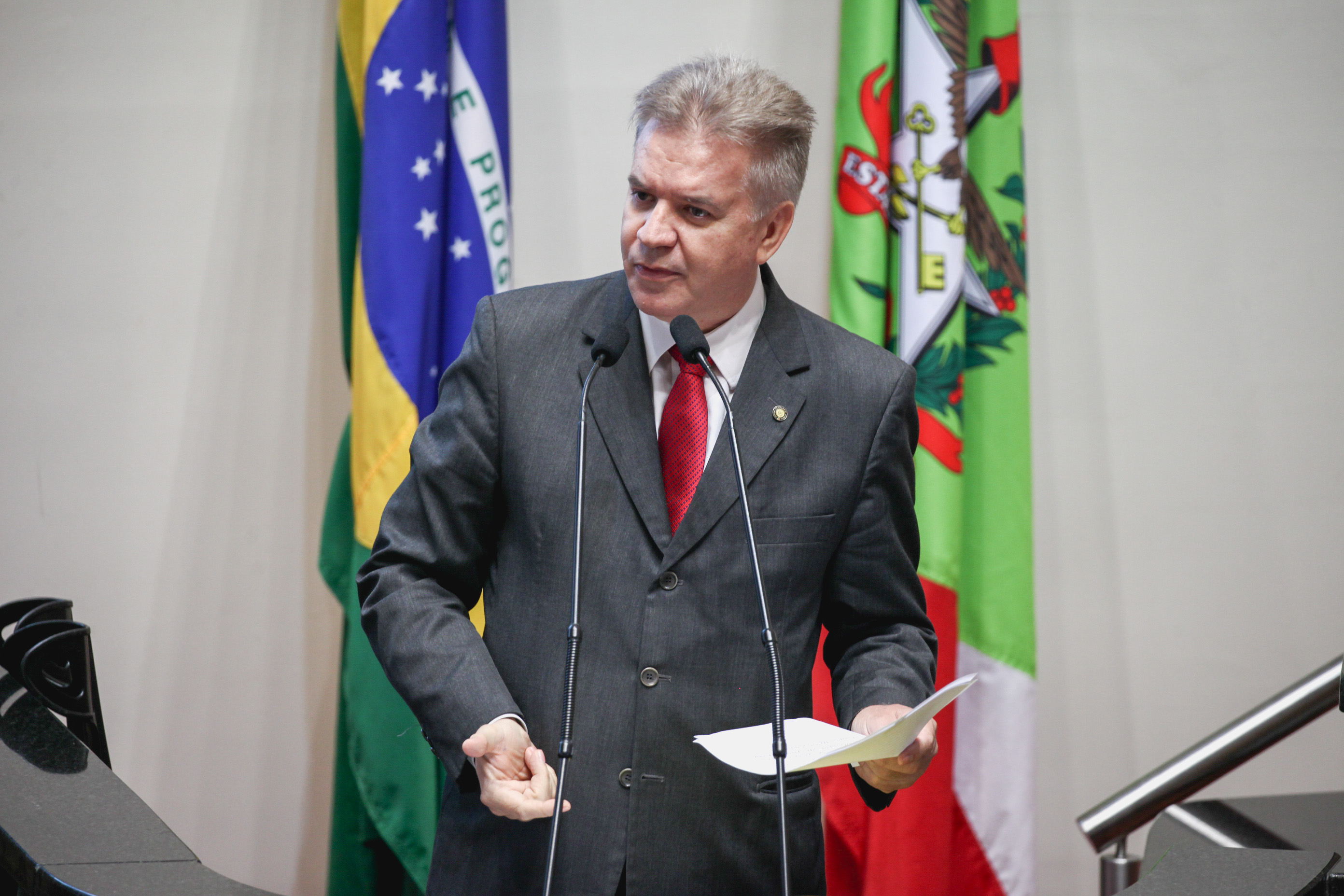 Deputado César Valduga (PCdoB). Sessão Ordinária.