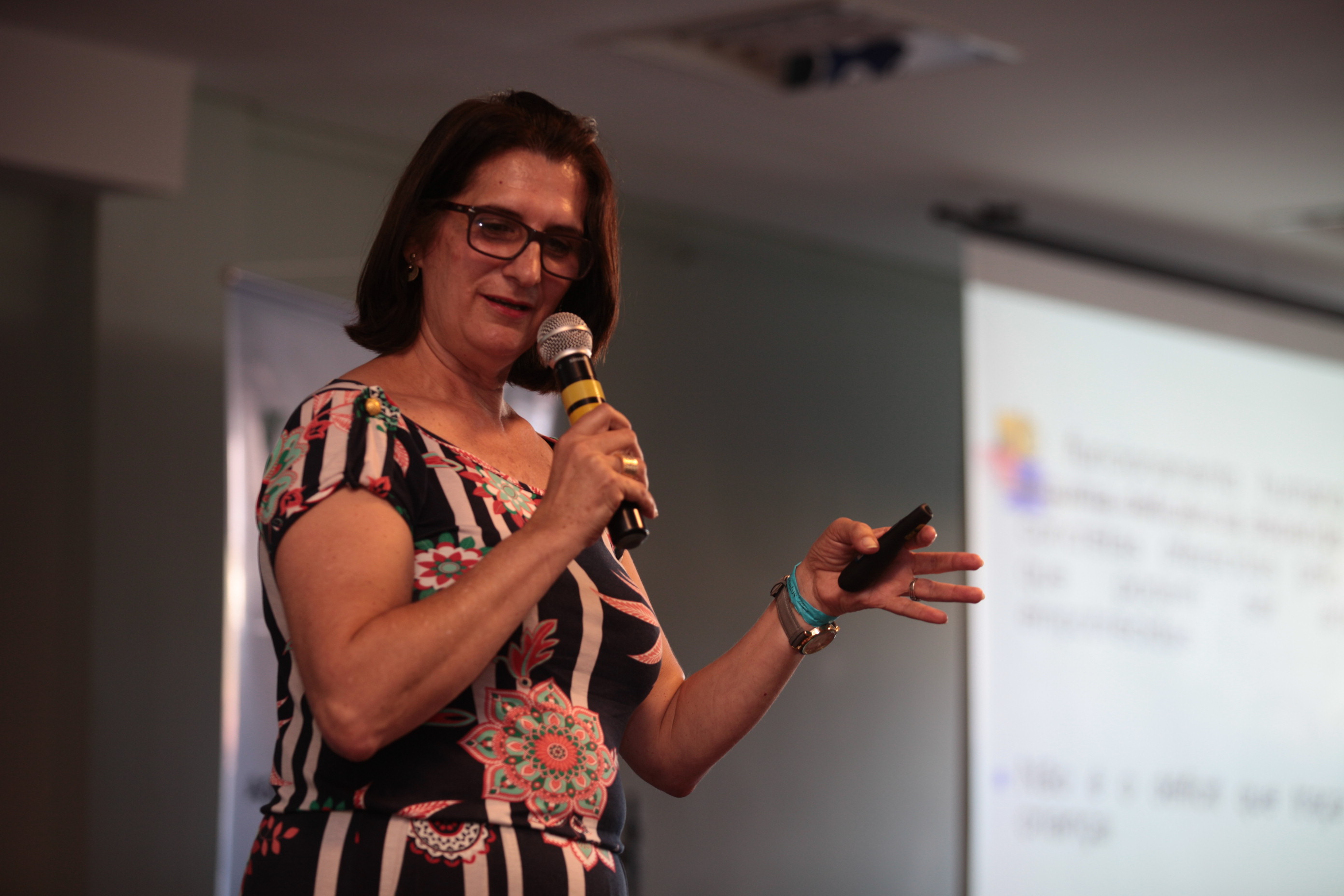 Seminário - Autismo, Inclusão e os Desafios Atuais - Edite Sehnem