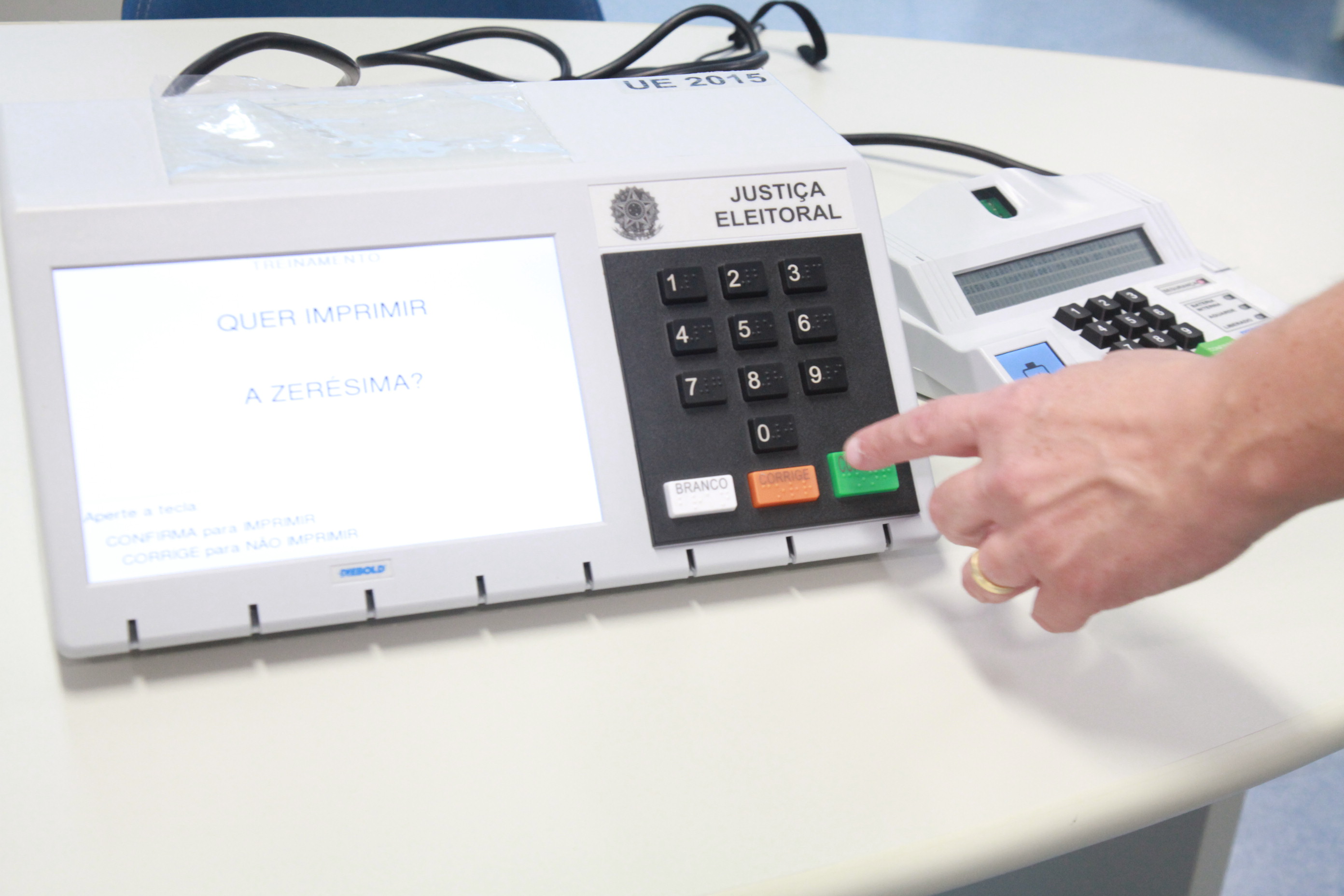 TRE Segurança nas Eleições_Urnas Eletrônicas