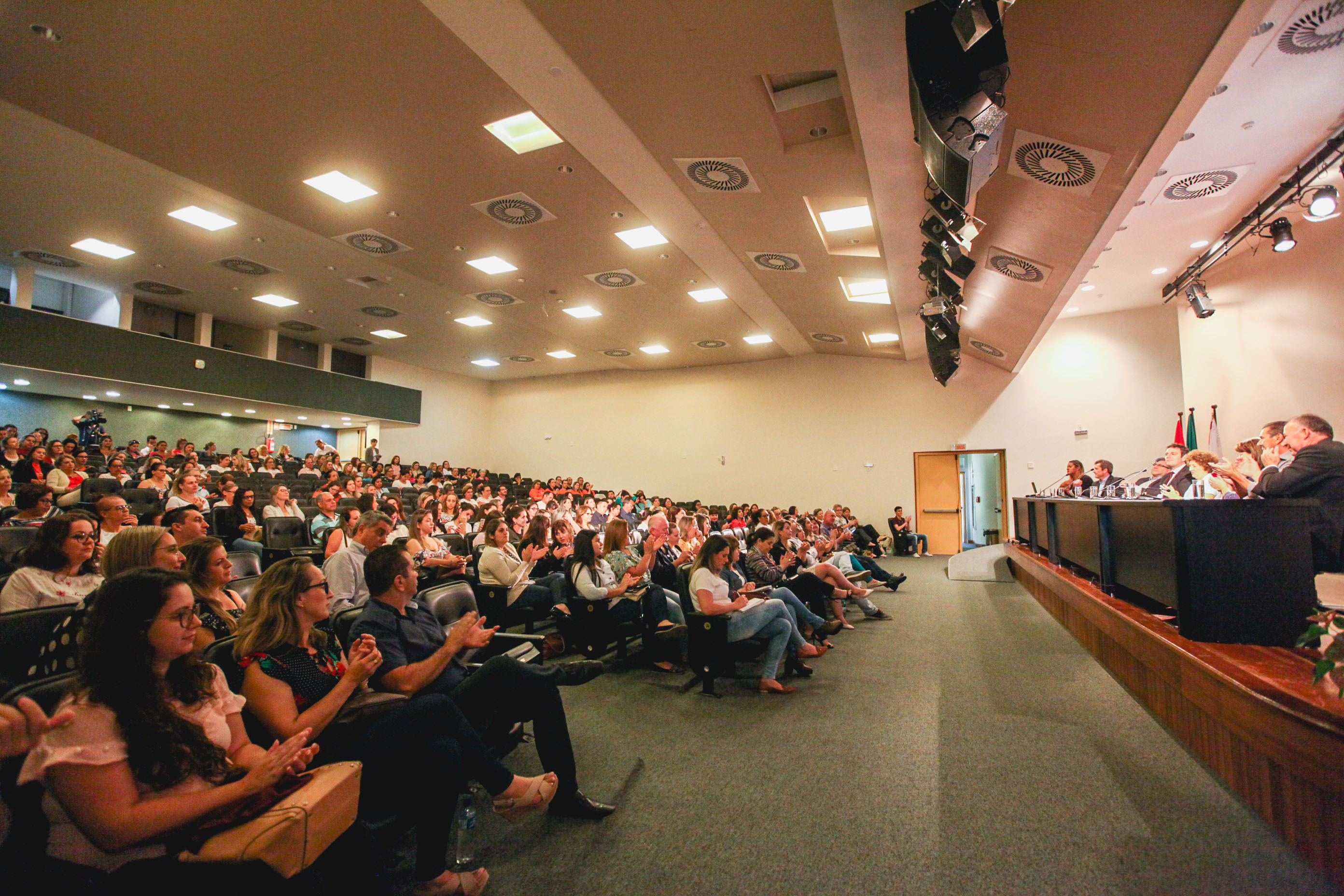 5º Seminário de Saúde e Prevenção de Deficiências das APAES.