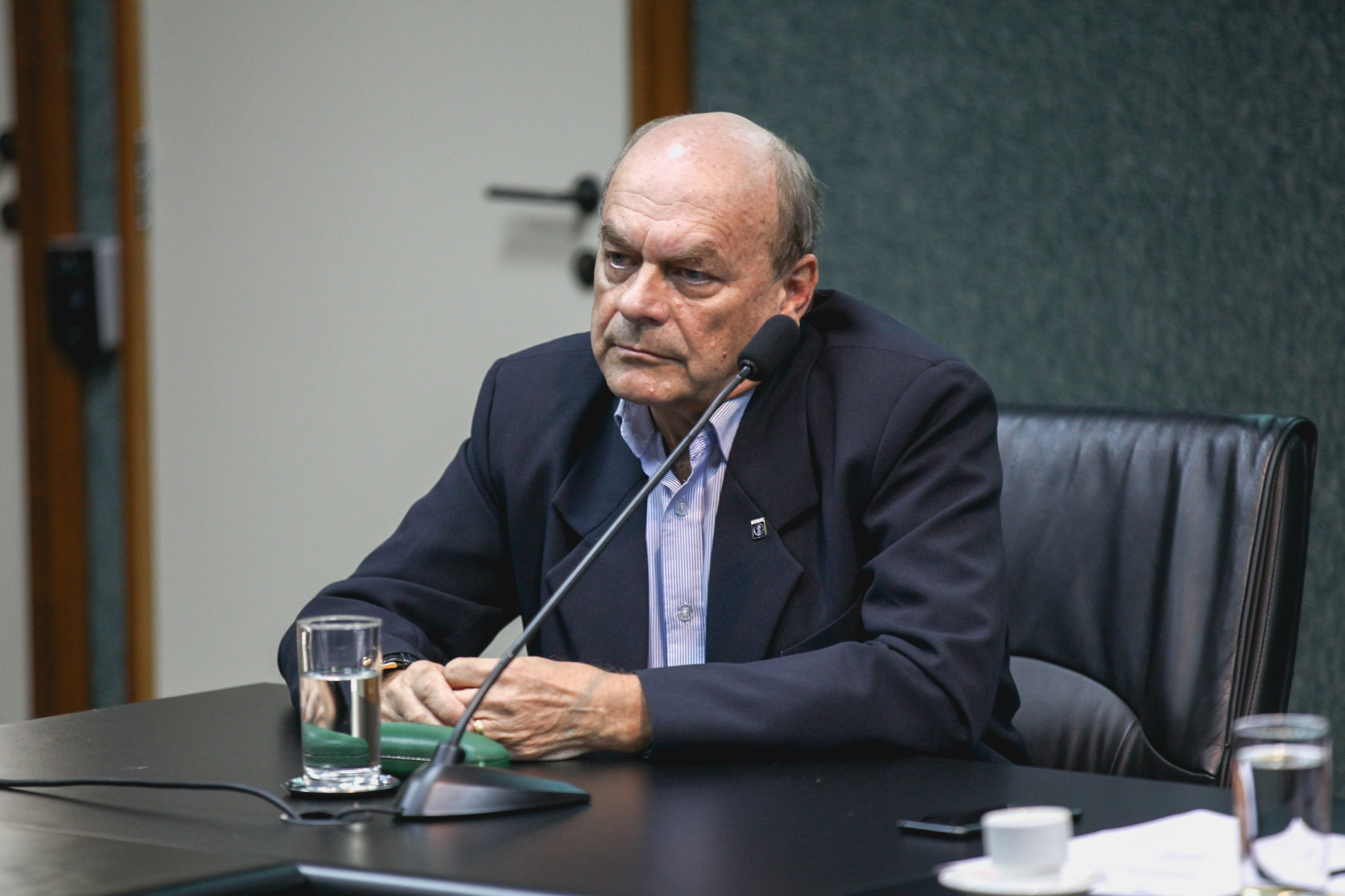 Comissão de Transporte e Desenvolvimento Urbano.