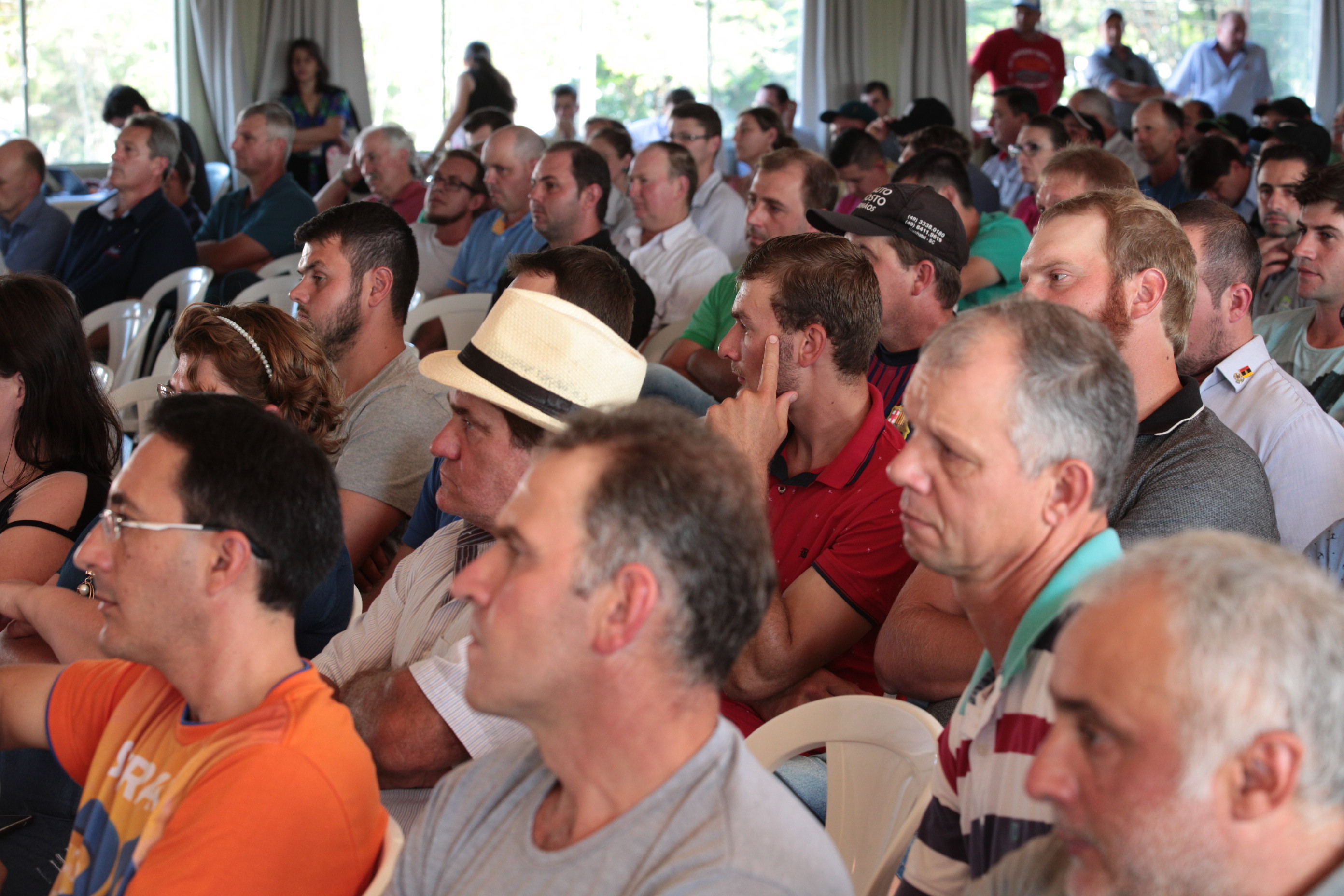 Audiência Pública em Pinhalzinho - Cadeia Produtiva do Leite em Santa Catarina