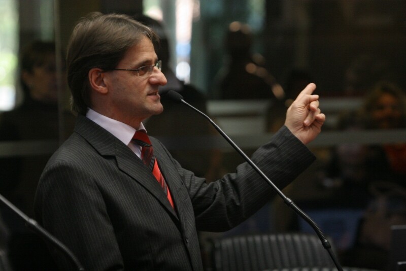 Saretta pede convocação de mais aprovados no concurso do IGP