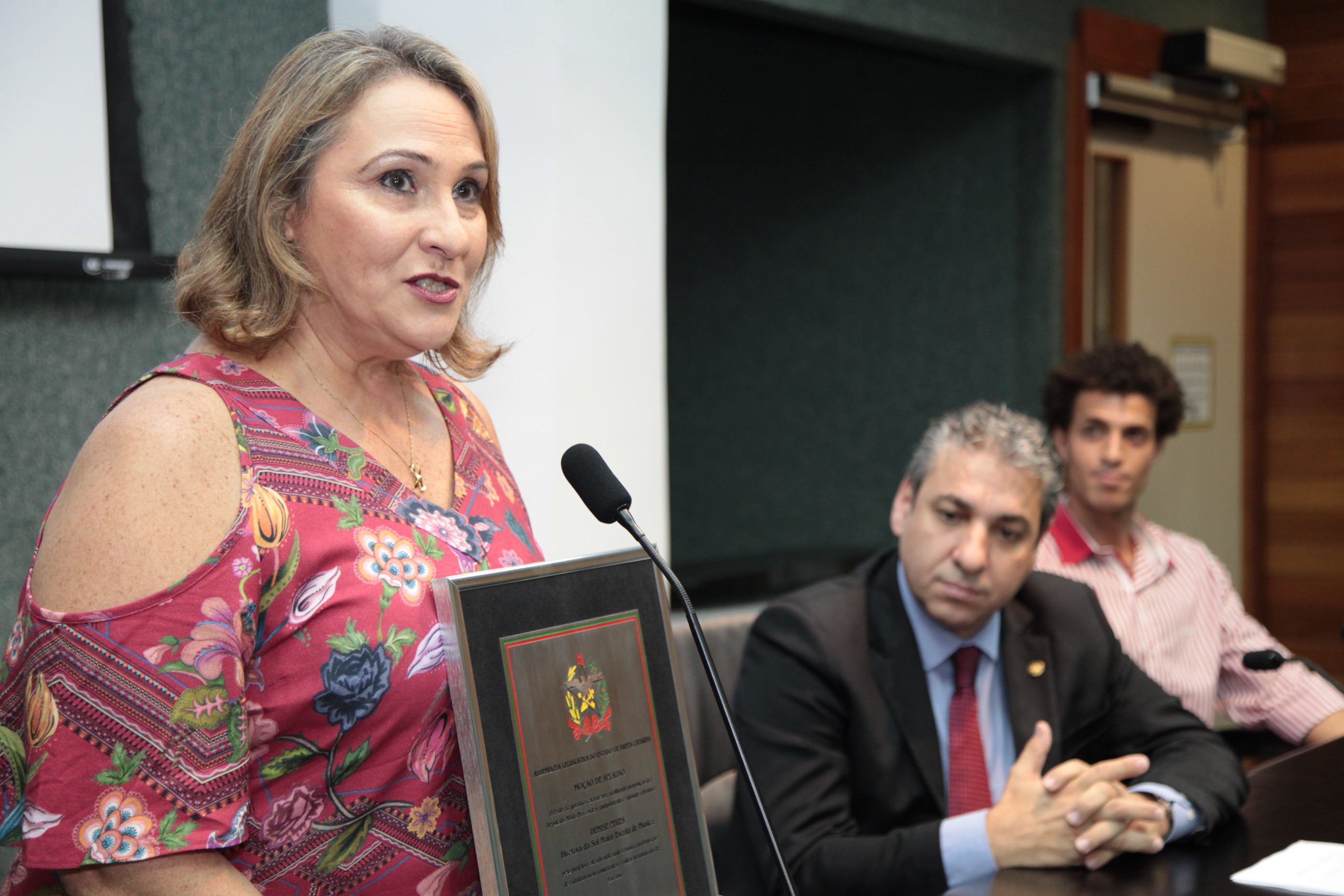 Ato Solene - Moção de Aplauso Para o Instituto Liberdade e Escola de Música Sol Maior.