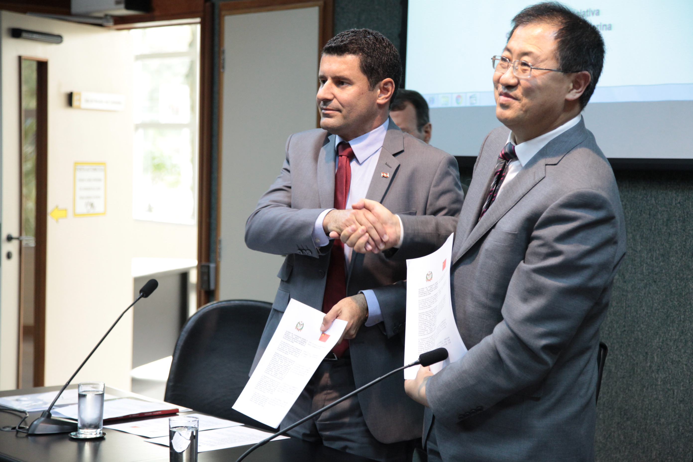 Assinatura de Acordo de Cooperação Entre Santa Catarina e a Província Chinesa de Shanxi