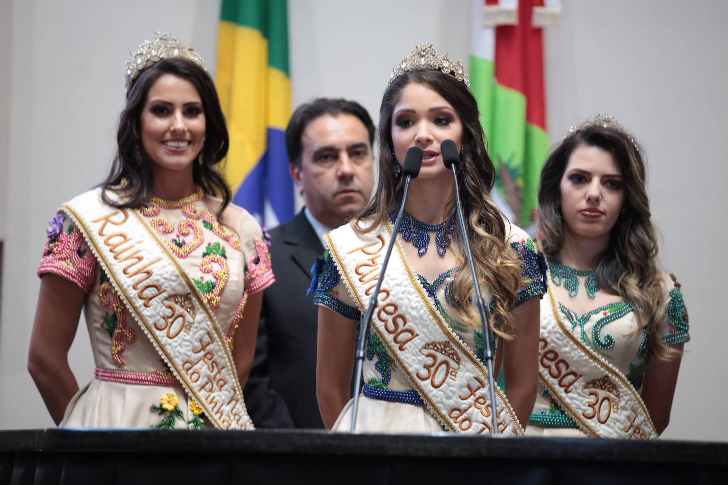 Convite Para a Festa do Pinhão em Lages.