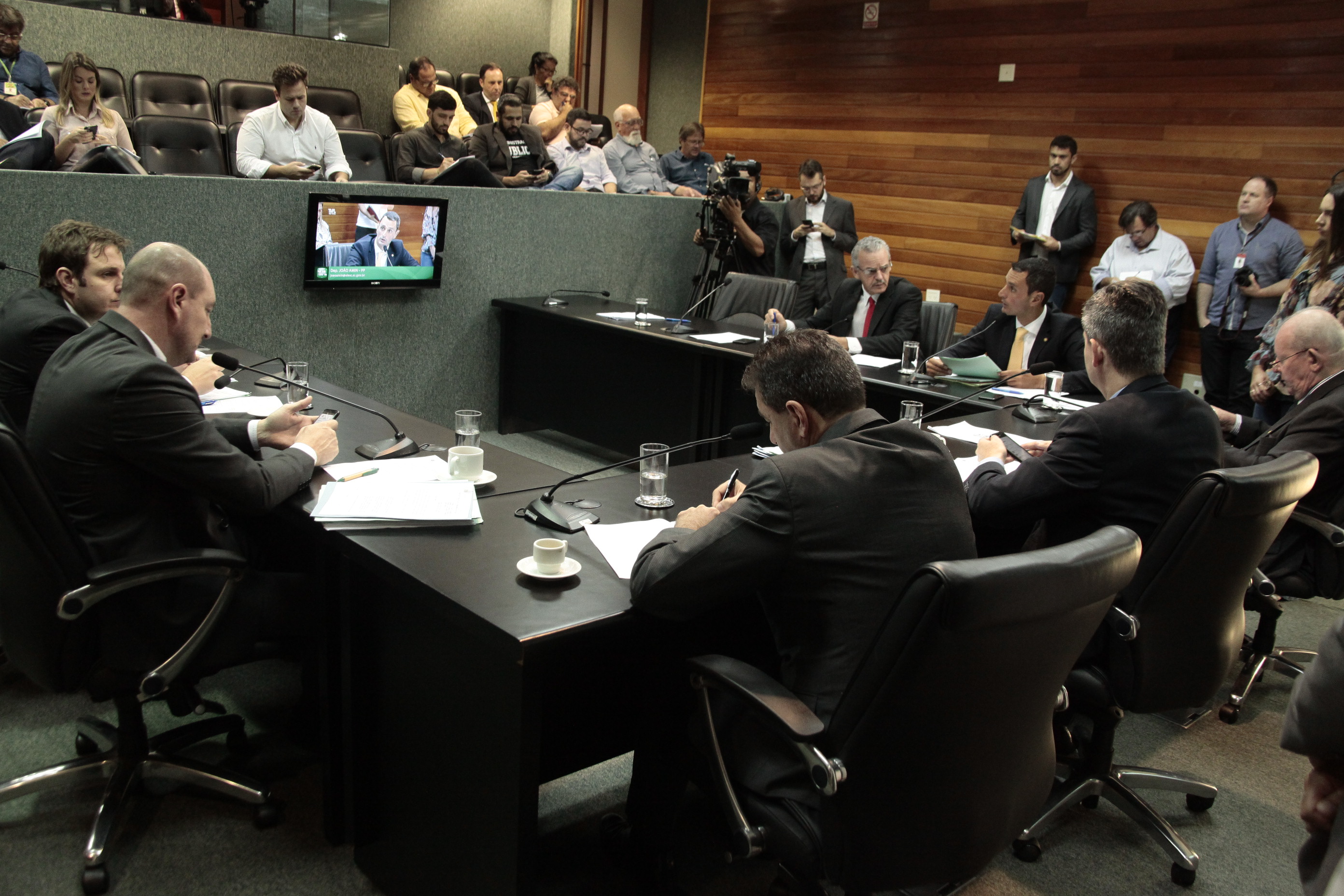 Comissão de Constituição e Justiça