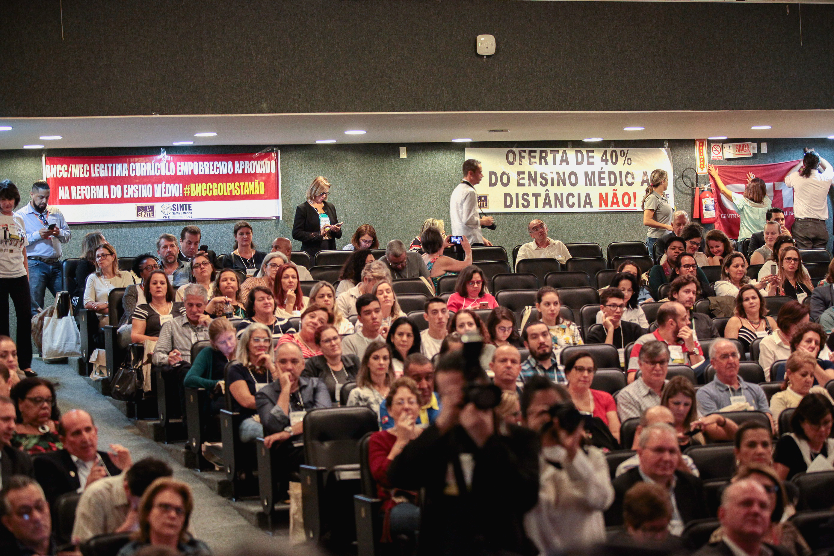 Audiência Pública: Base Nacional Comum Curricular.