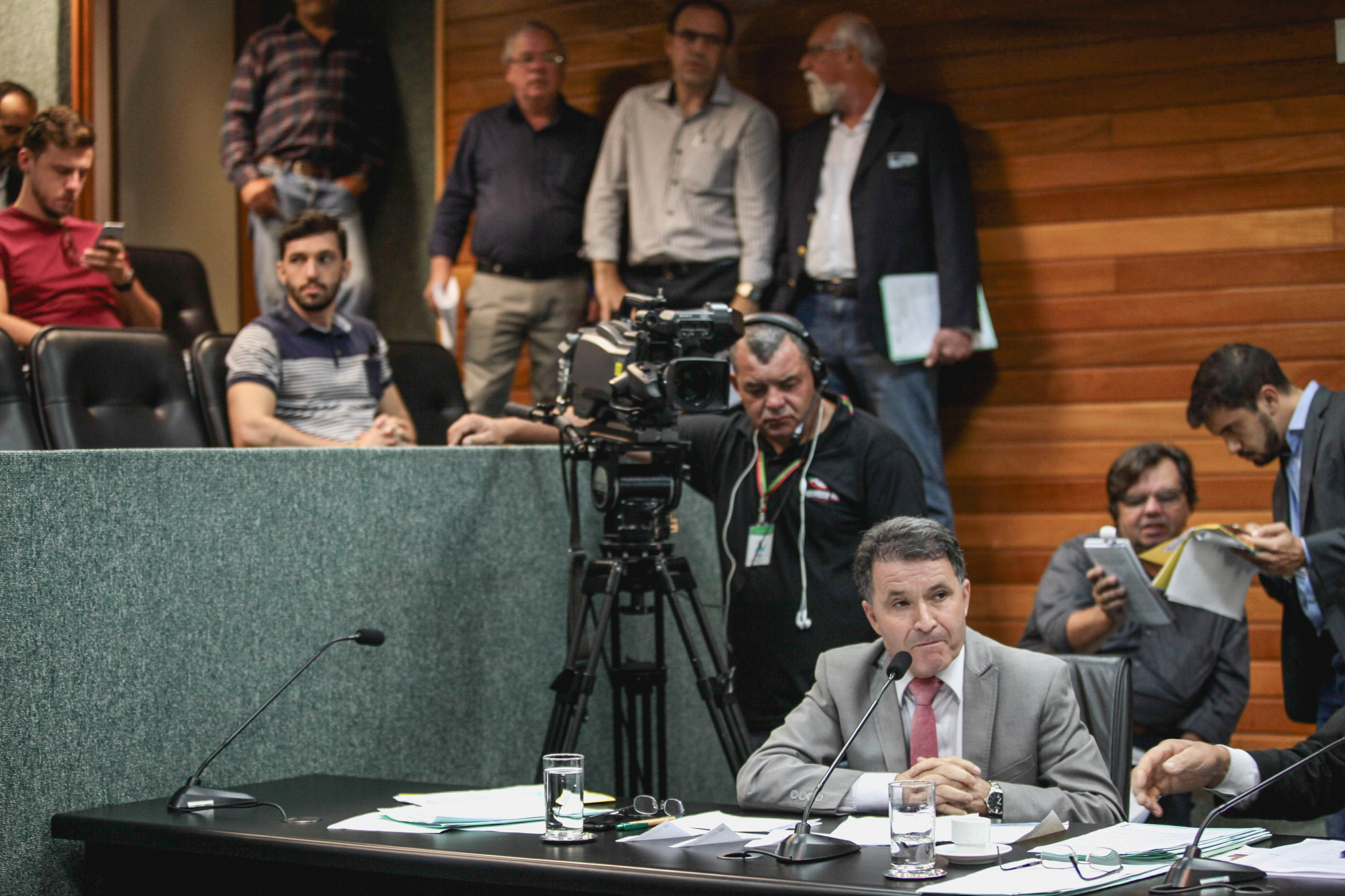Comissão de Constituição e Justiça.