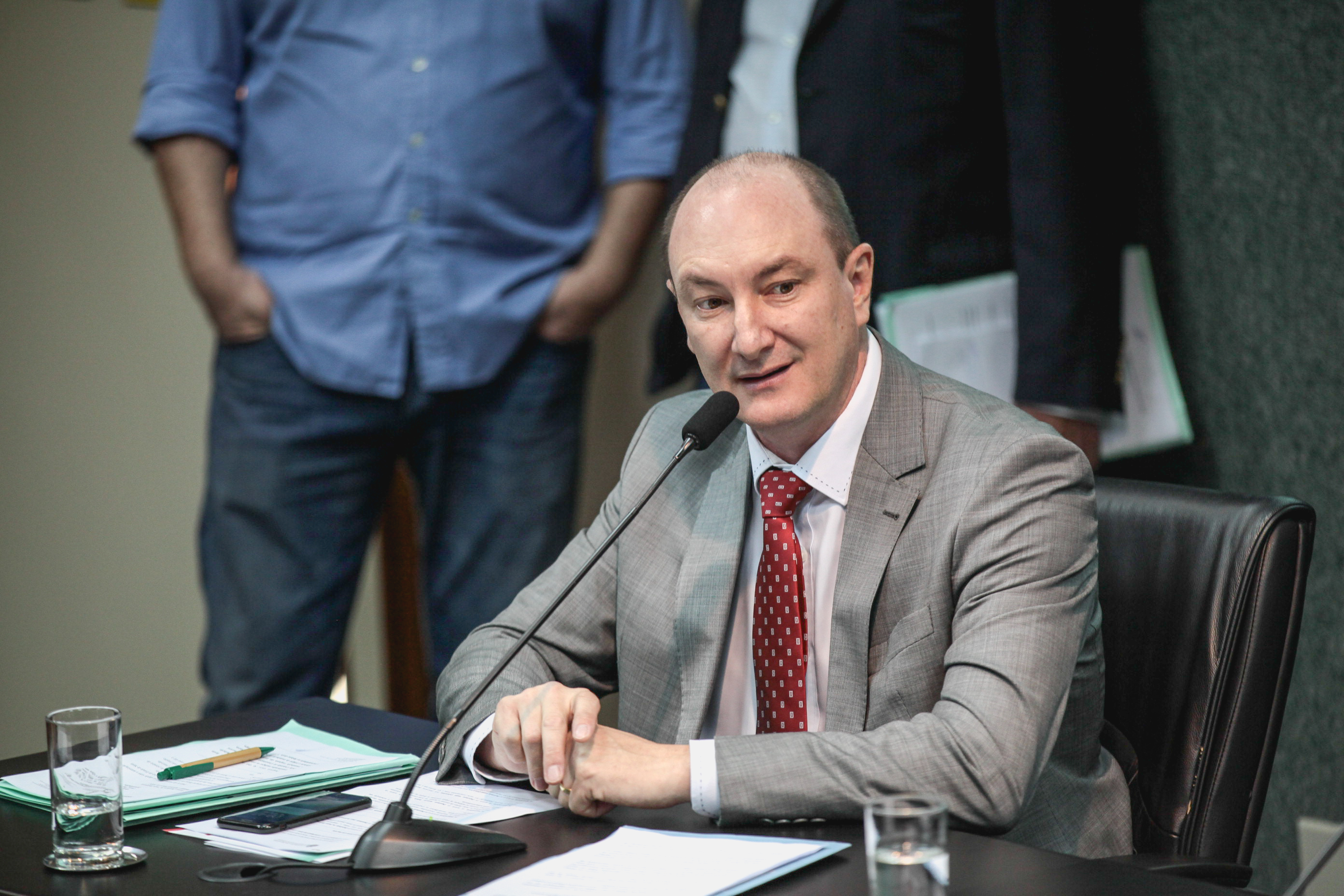 Comissão de Constituição e Justiça.