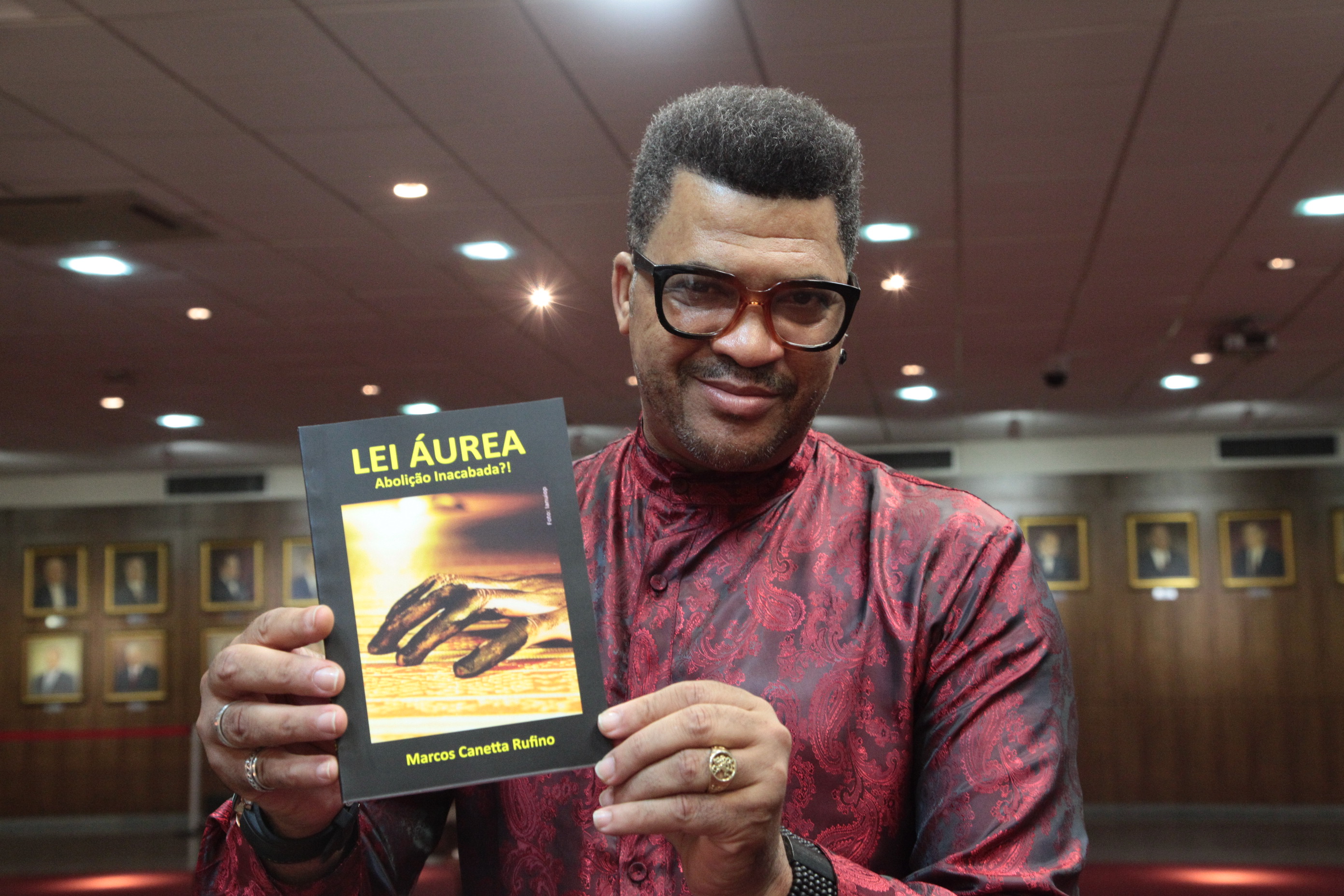 Lançamento de Livro – Lei Áurea: Abolição Inacabada?