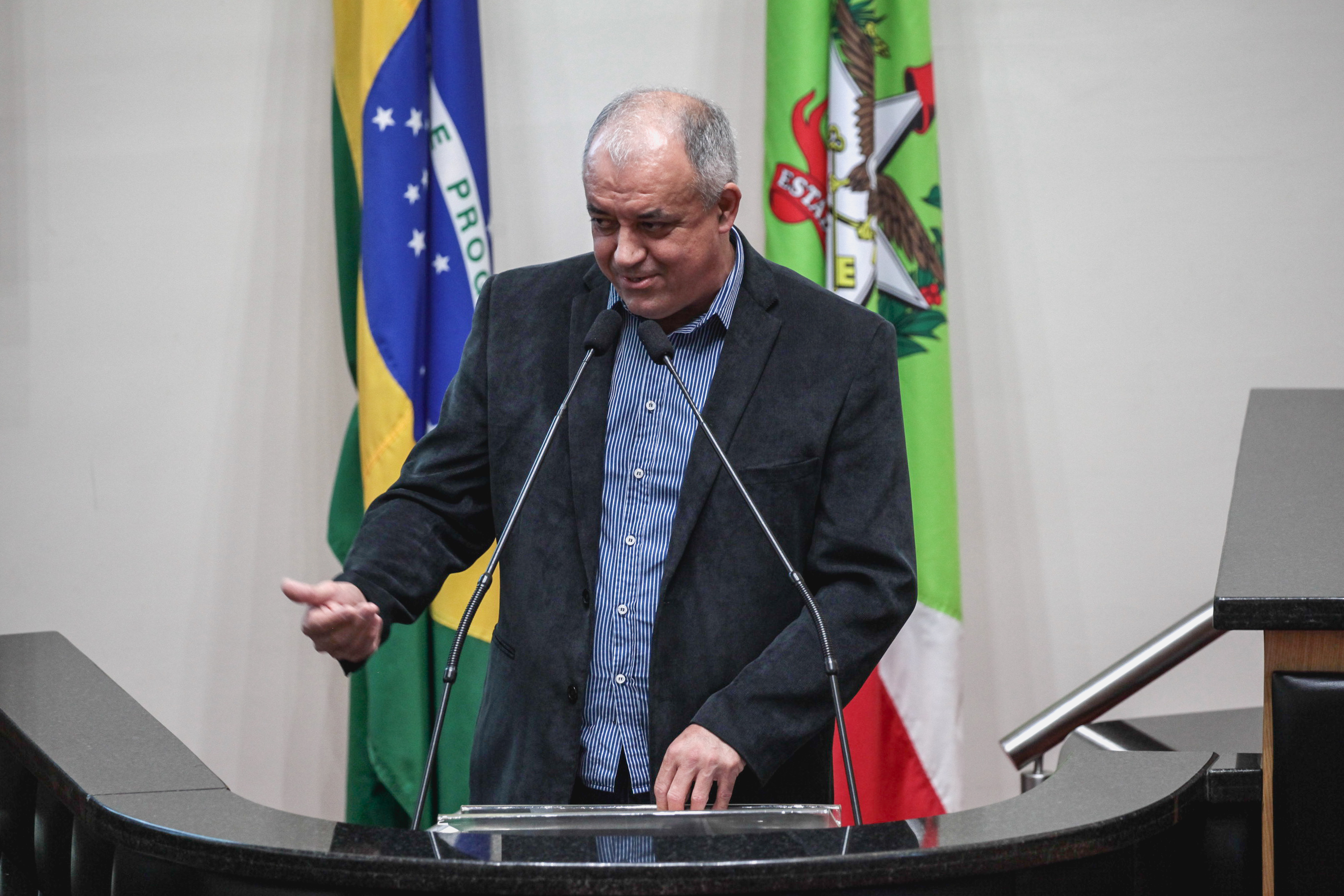 Nadir Baú da Silva, prefeito de Tangará. Sessão Ordinária.