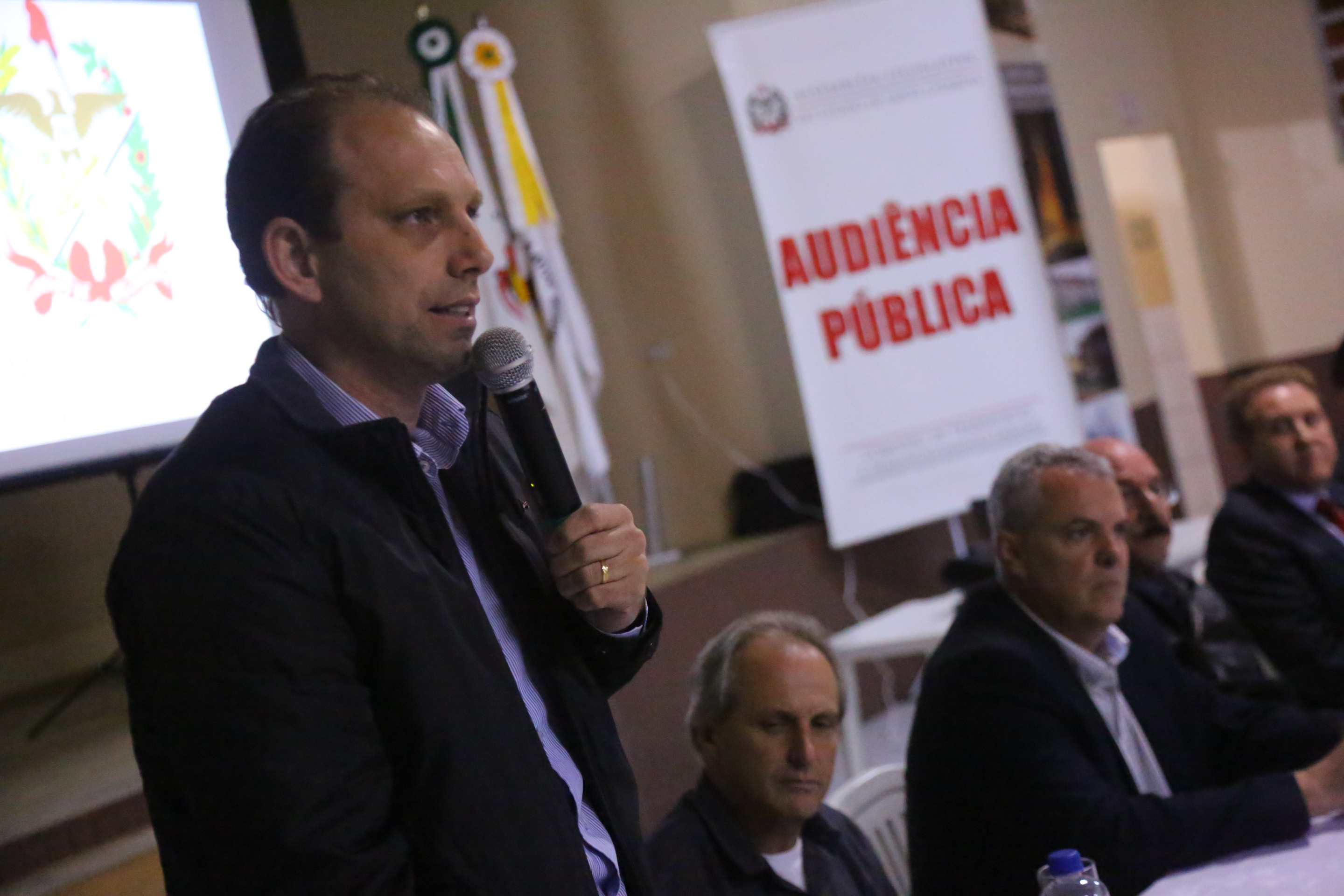 Audiência Pública - Estadualização e pavimentação da rodovia que liga Pedras Grandes a Urussanga via distrito de Azambuja