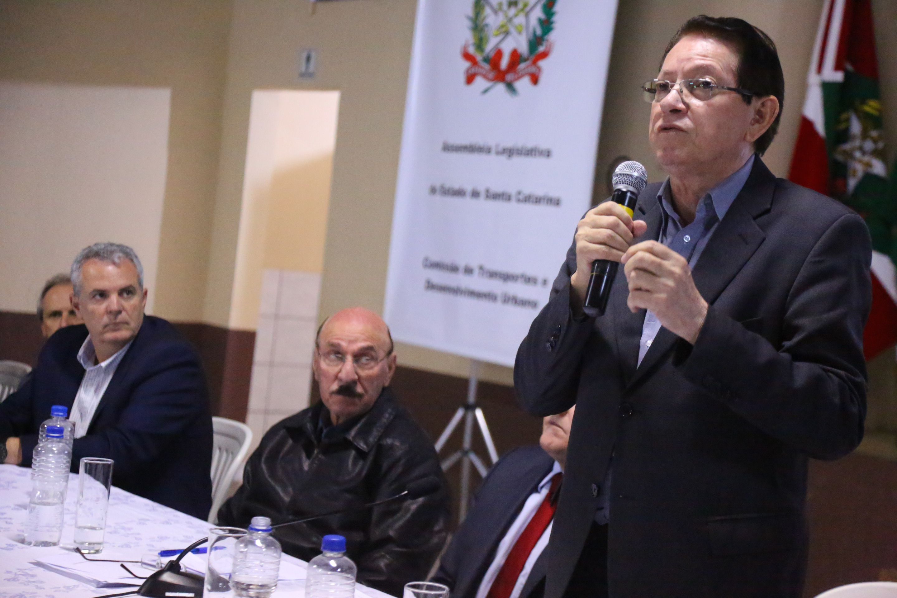Audiência Pública - Estadualização e pavimentação da rodovia que liga Pedras Grandes a Urussanga via distrito de Azambuja