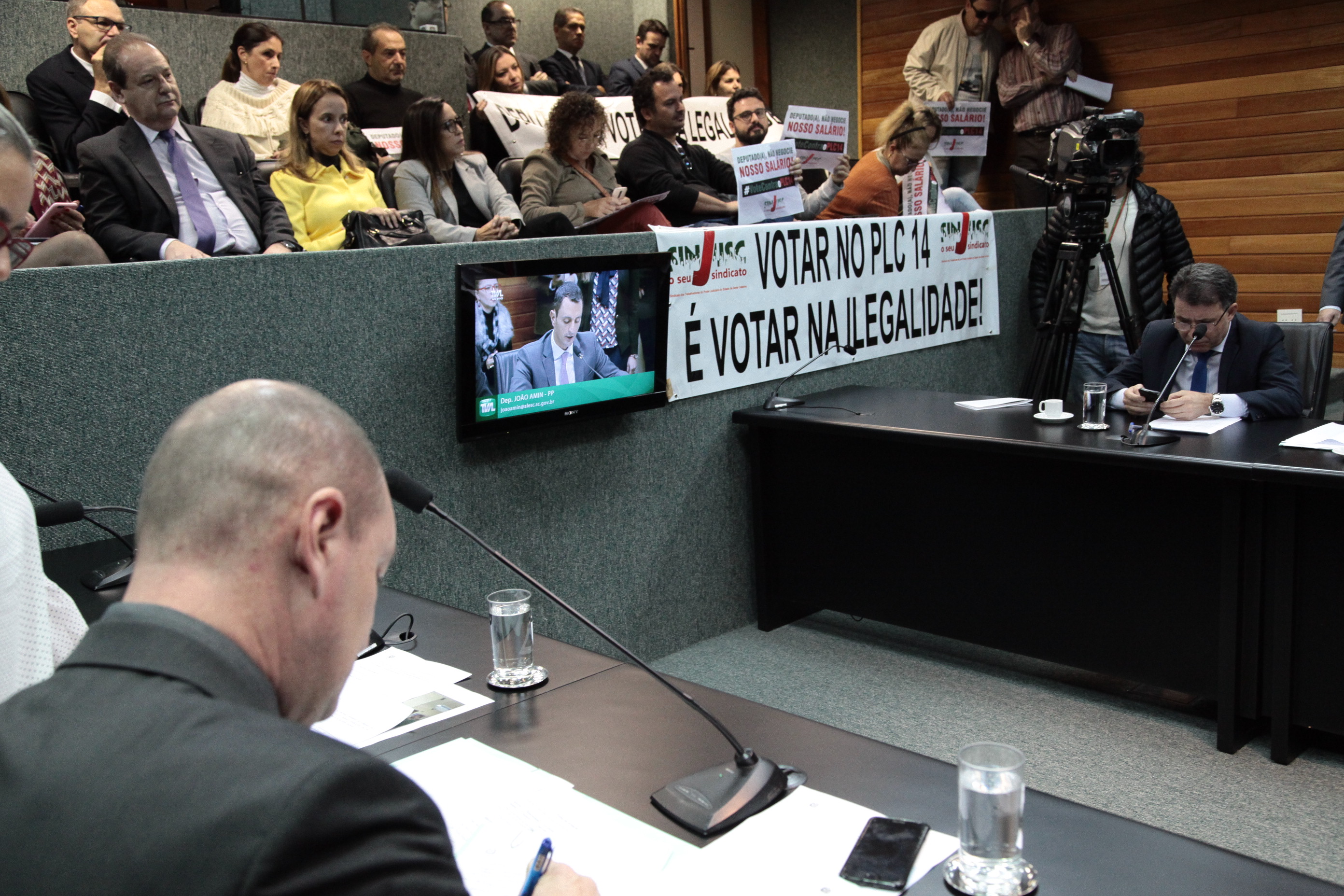 Comissão de Constituição e Justiça