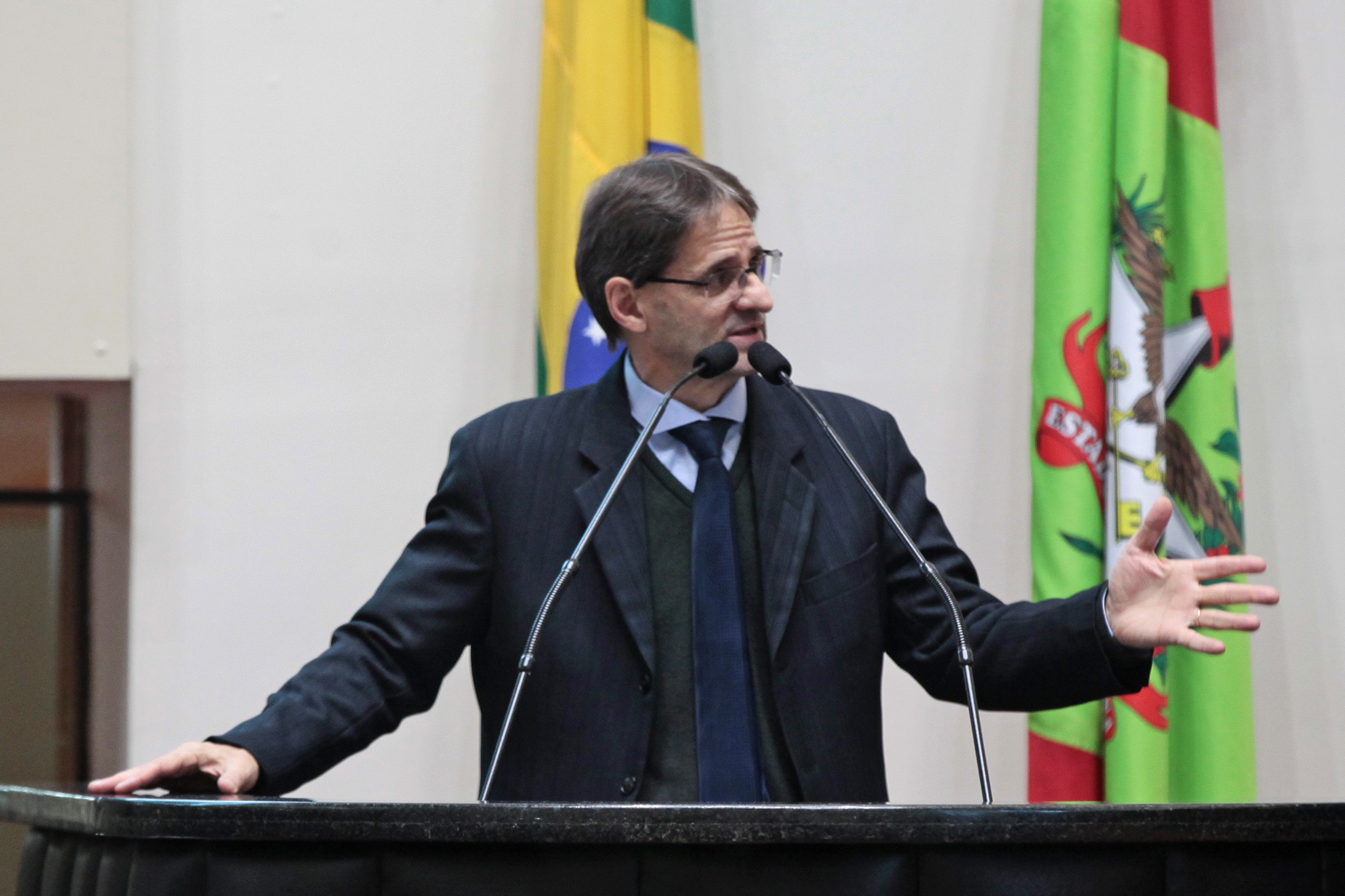 Deputado Neodi Saretta (PT) - Sessão Ordinária