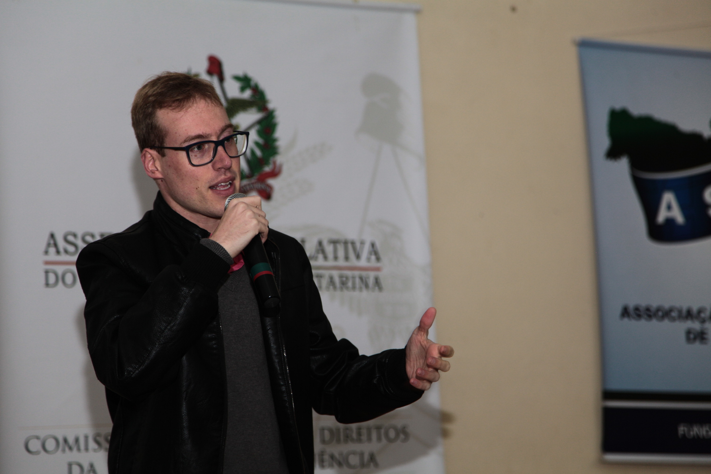 Seminário Autismo e Inclusão: Novos Desafios - Marcos Petry, palestrante.
