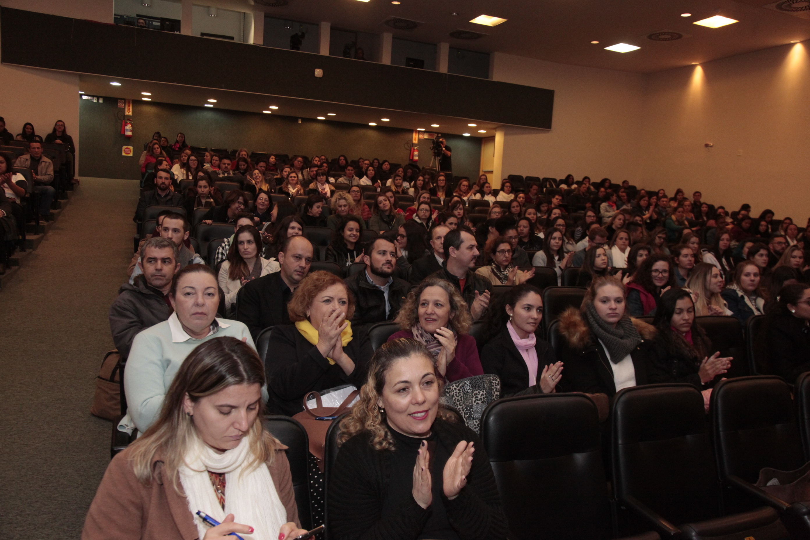 Audiência Pública Sobre Educação á Distância para Profissionais da Saúde