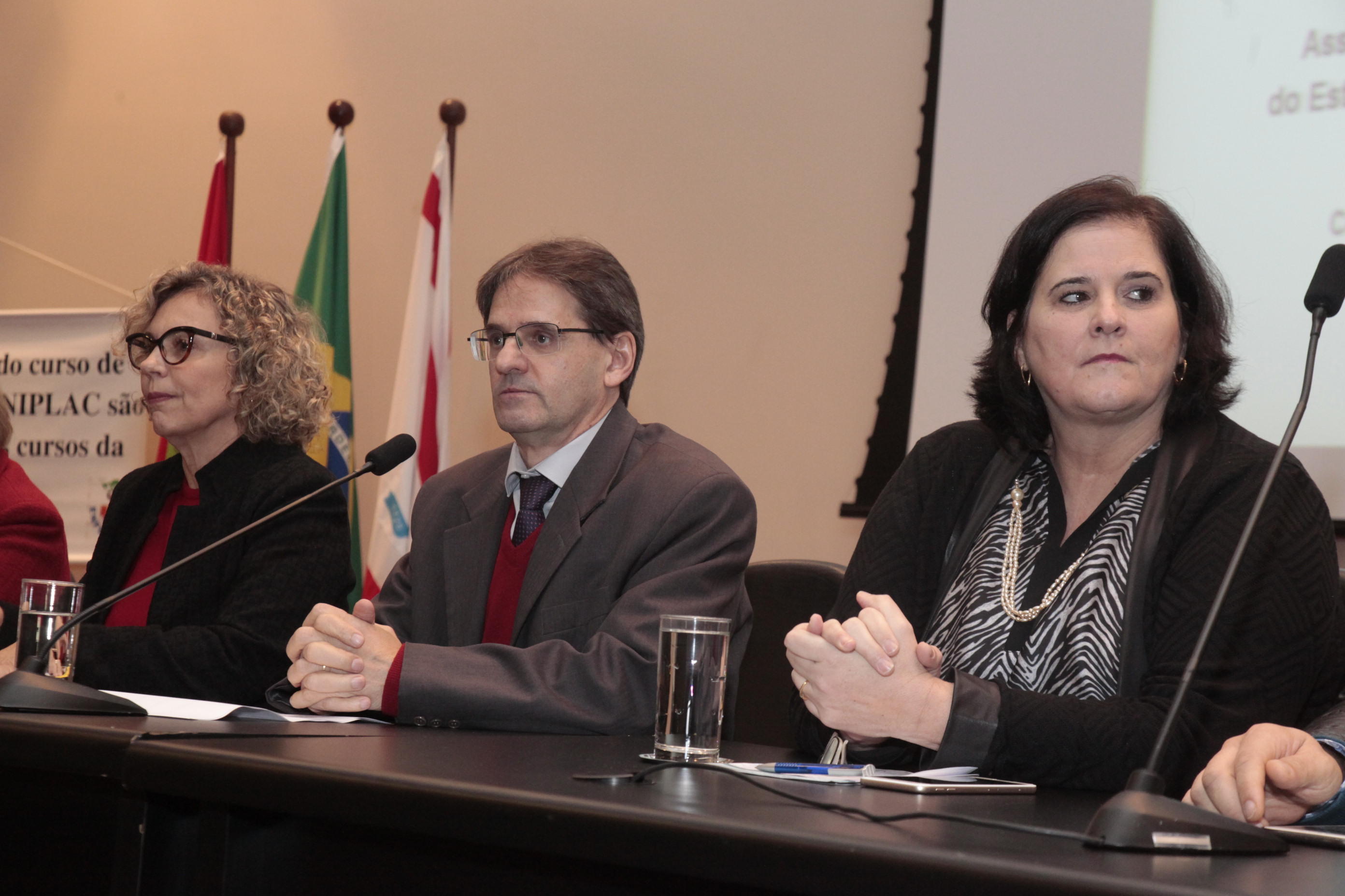 Audiência Pública Sobre Educação á Distância para Profissionais da Saúde