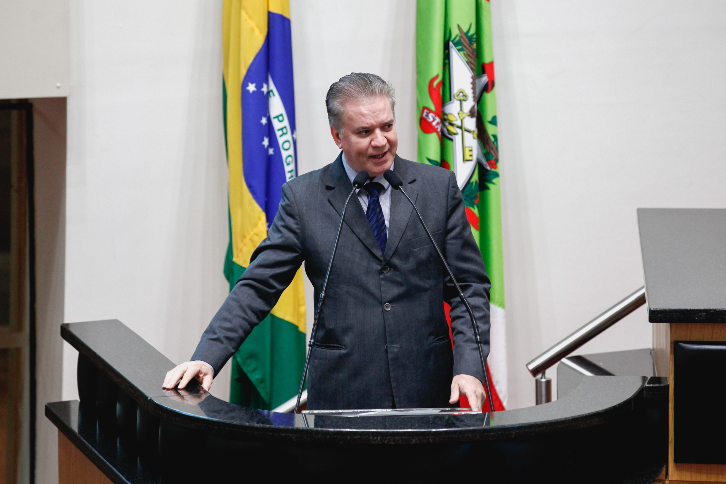 Deputado César Valduga (PCdoB). Sessão Ordinária.
