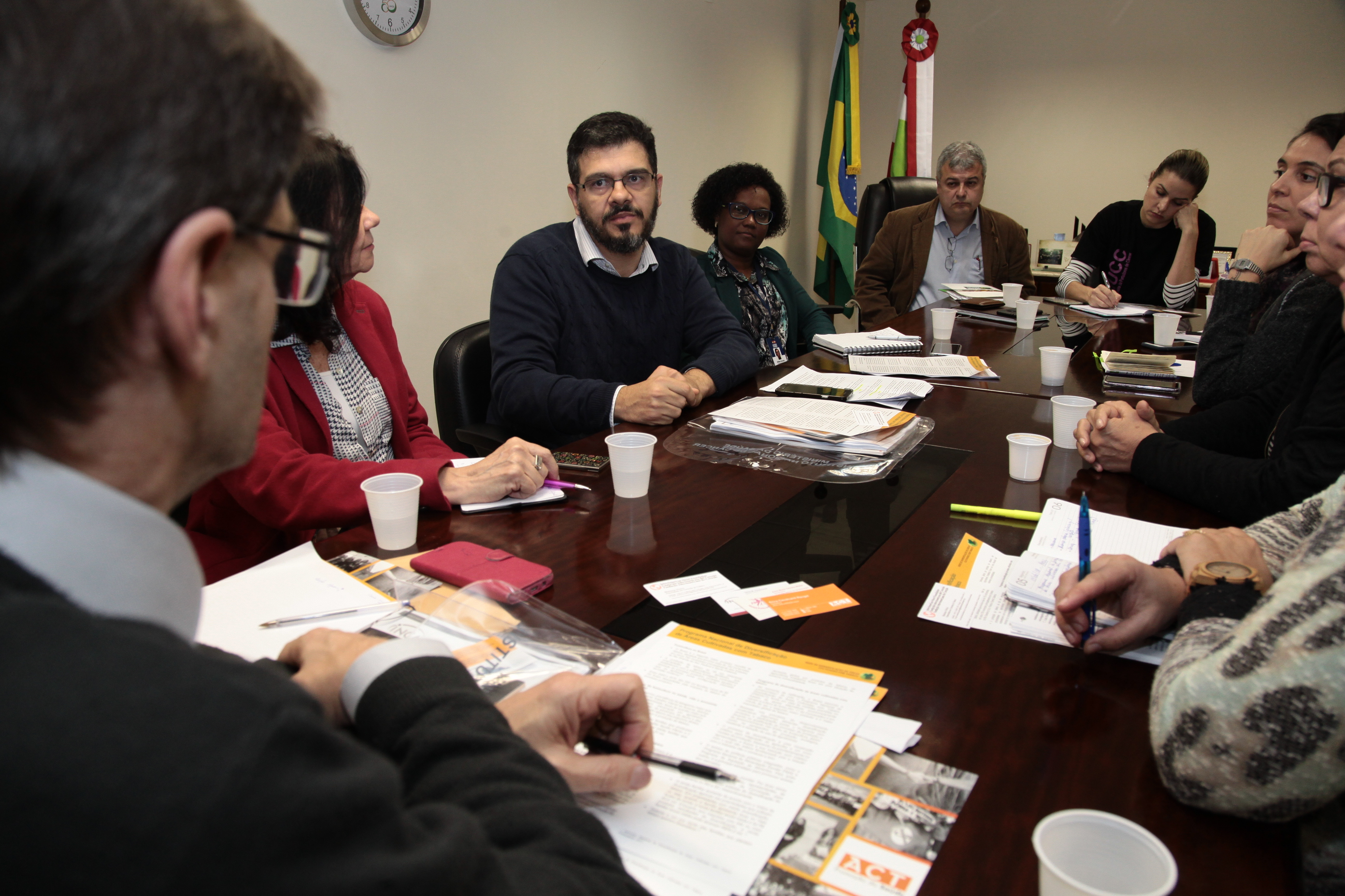 Deputado Saretta Recebe Comitiva do Instituto Nacional do Câncer.